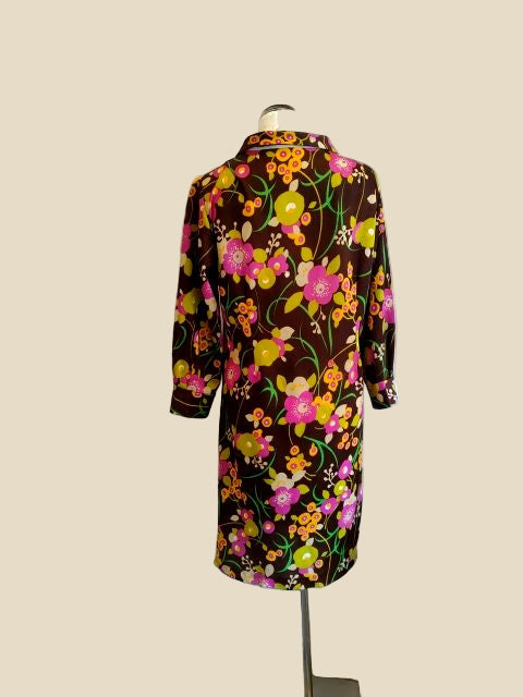 שמלת וינטג' פרחונית משמחת