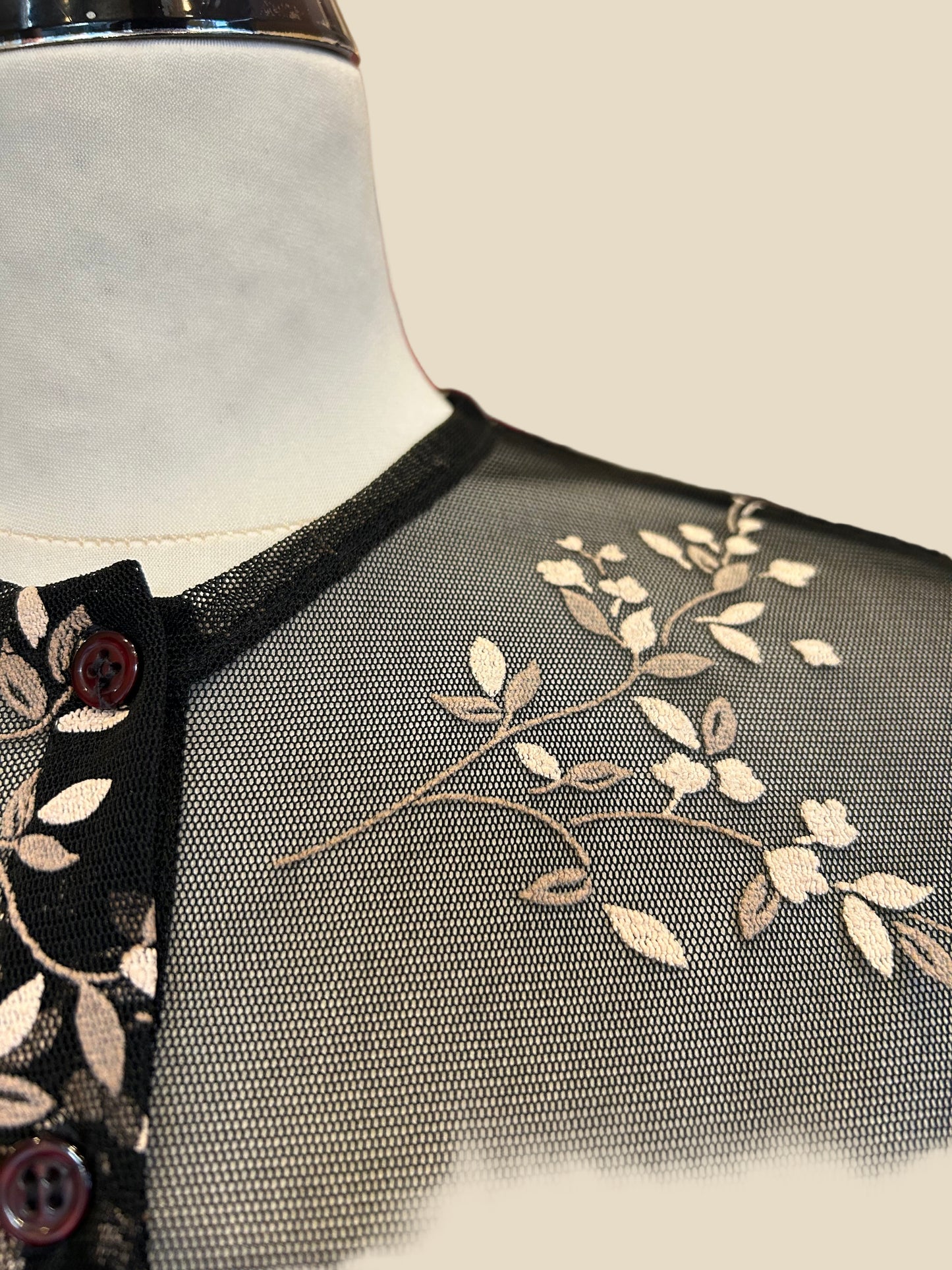 חולצת רשת פרחונית - Image 5 by Gershon Bram