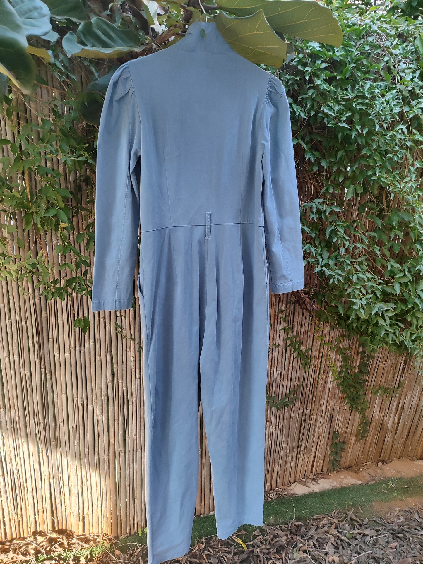 אוברול כחול ים בכפתורים נסתרים וכיווציי כתפיים - Image 4 by ZARA