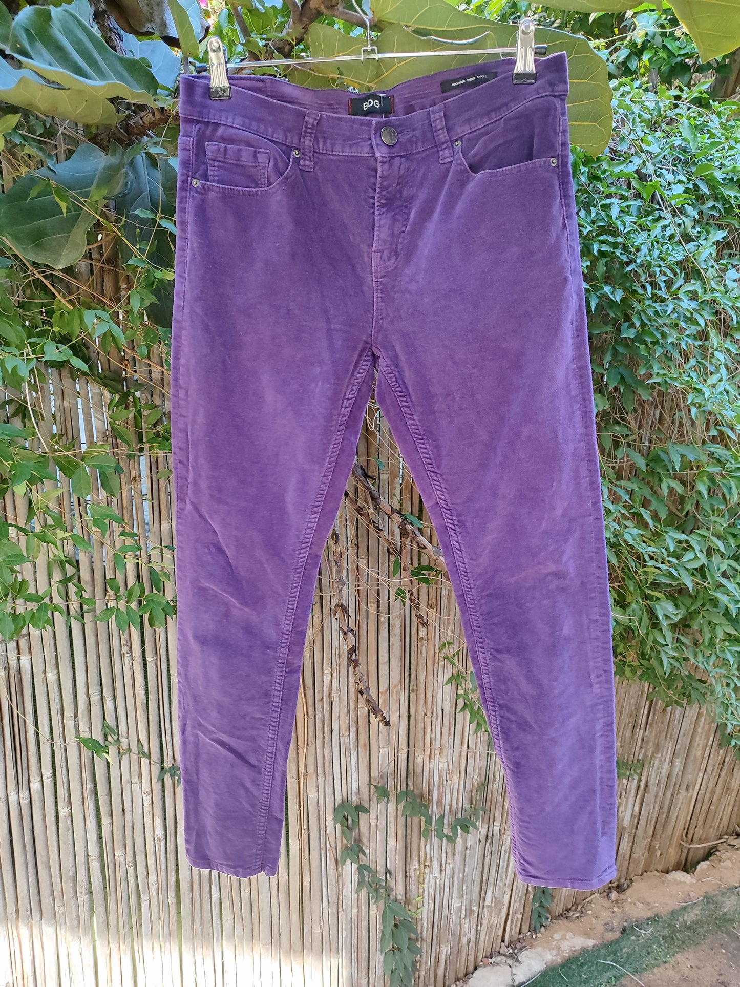 BDG מכנסי קטיםה סגולים קלאסים ישרים - Image 7 by BDG