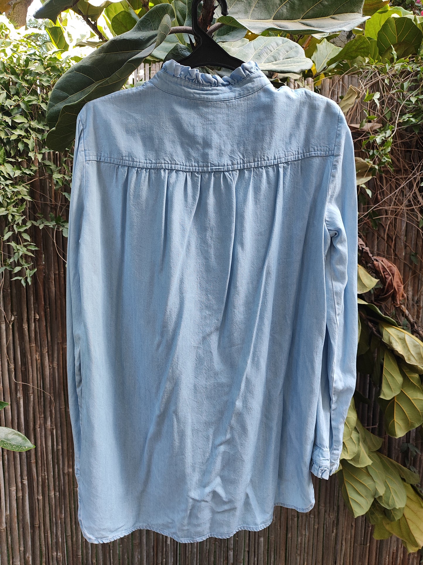 חולצה גינס דקה בעיצוב קימוט וילוני מידה L - Image 6 by Oui