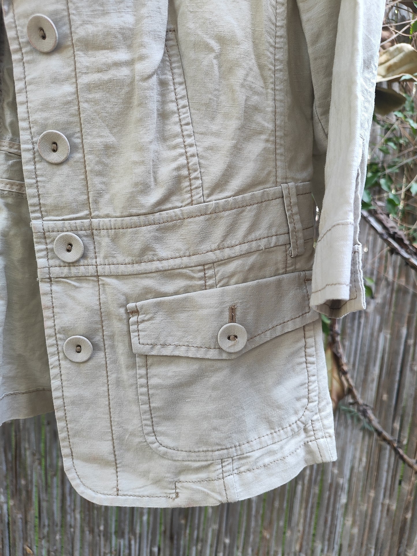 ג'קט פשתן בז' קלאסי בתפורים שרוול 3/4 - Image 4 by MNG