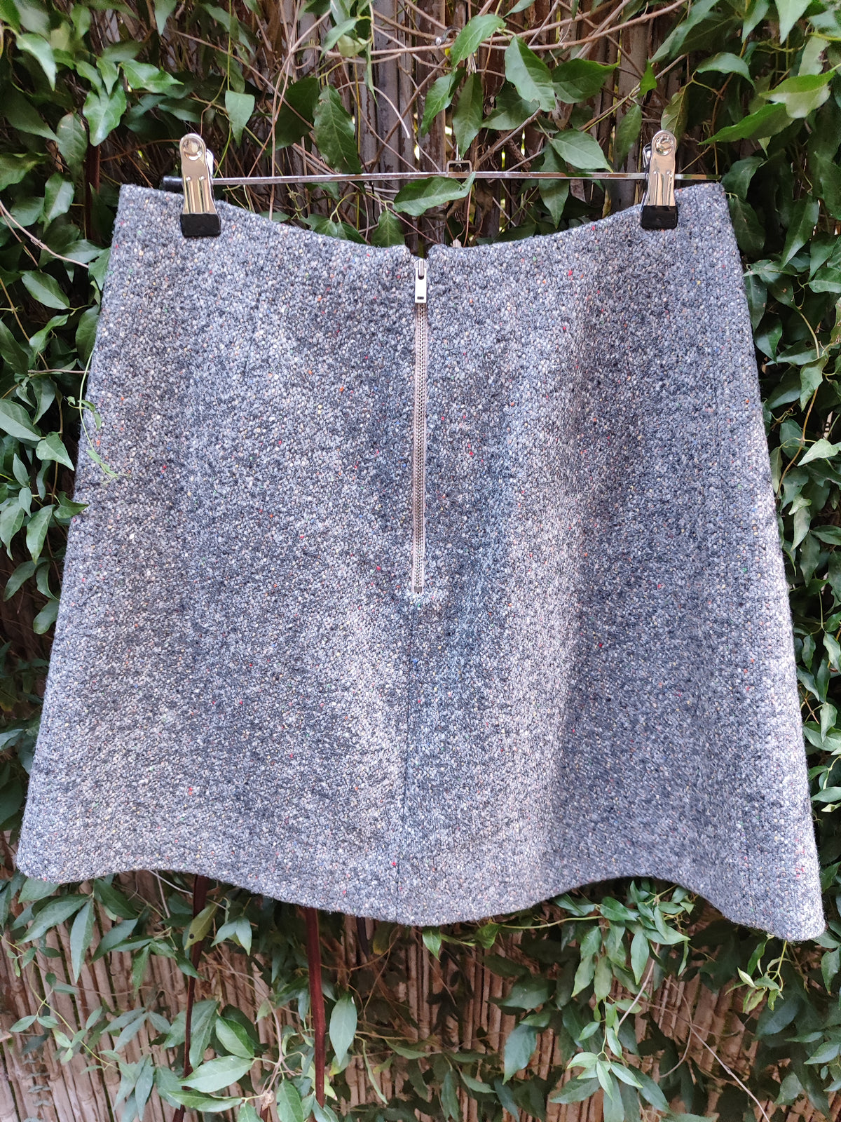 COS חצאית מיני טוויד לפגשות עסקים