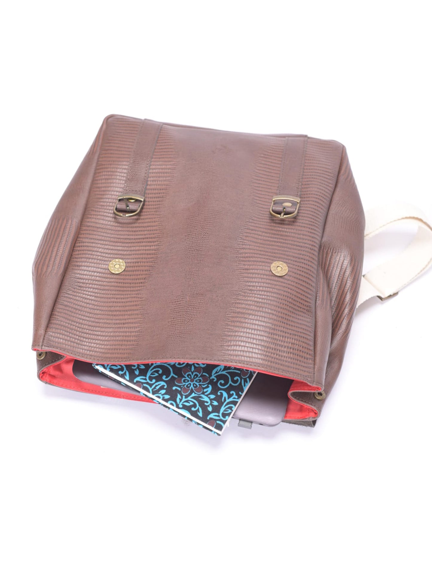 תיק גב הרווארד חום שוקולד