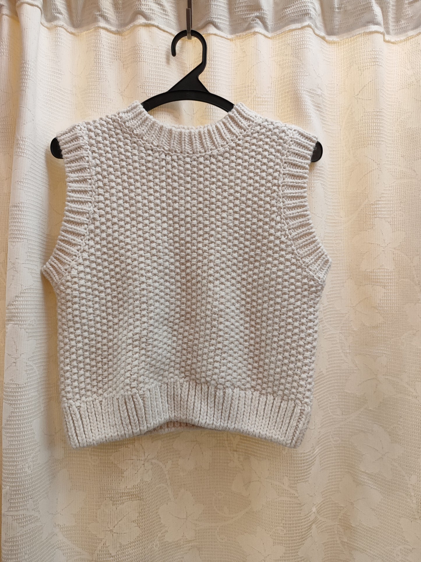 אפודת סריג קרמית מתקתקה  - Size XS