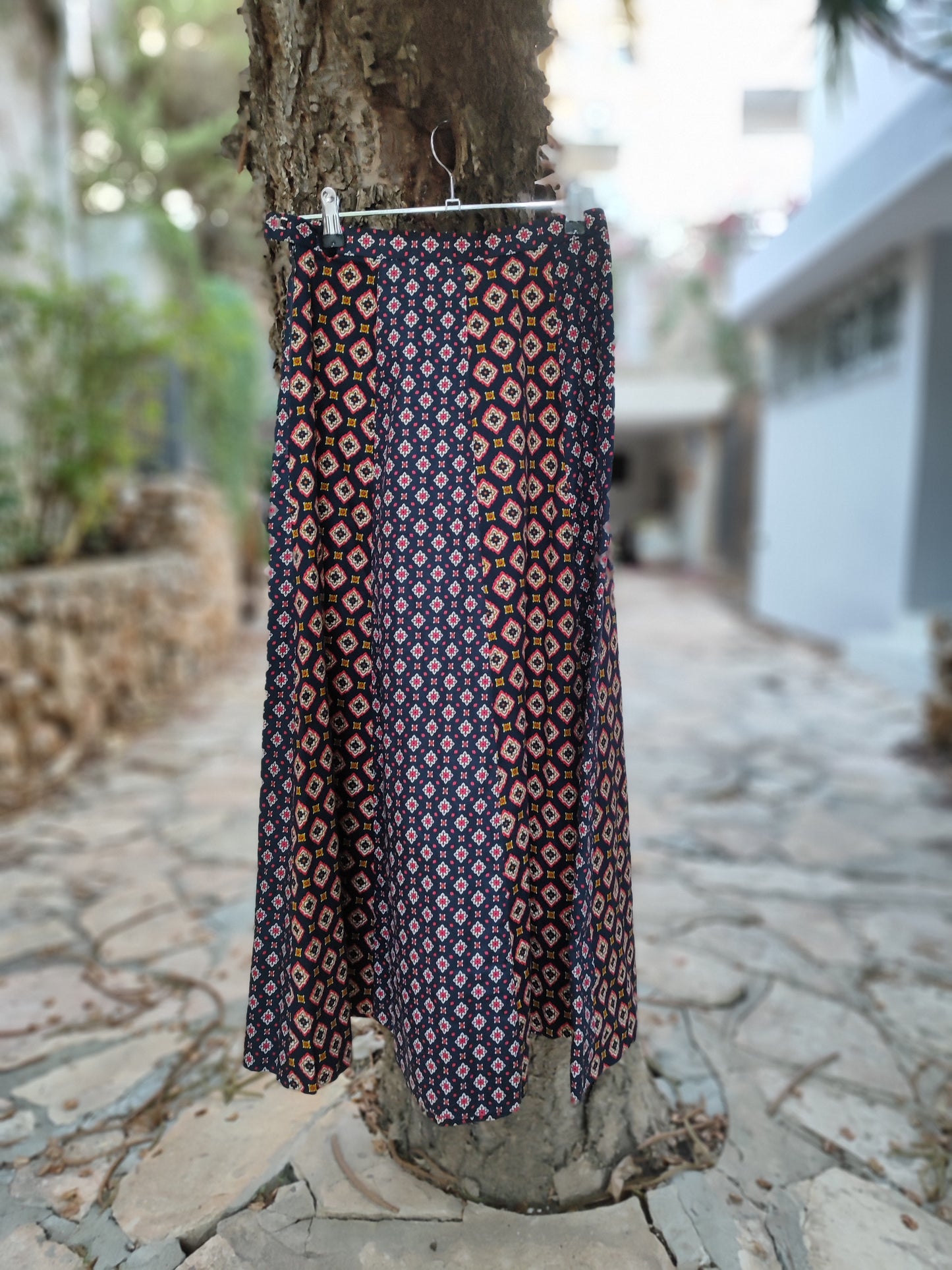 חצאית כחולה וינטג׳ בפרחים גאומטרים by St Michael - Size S-xs