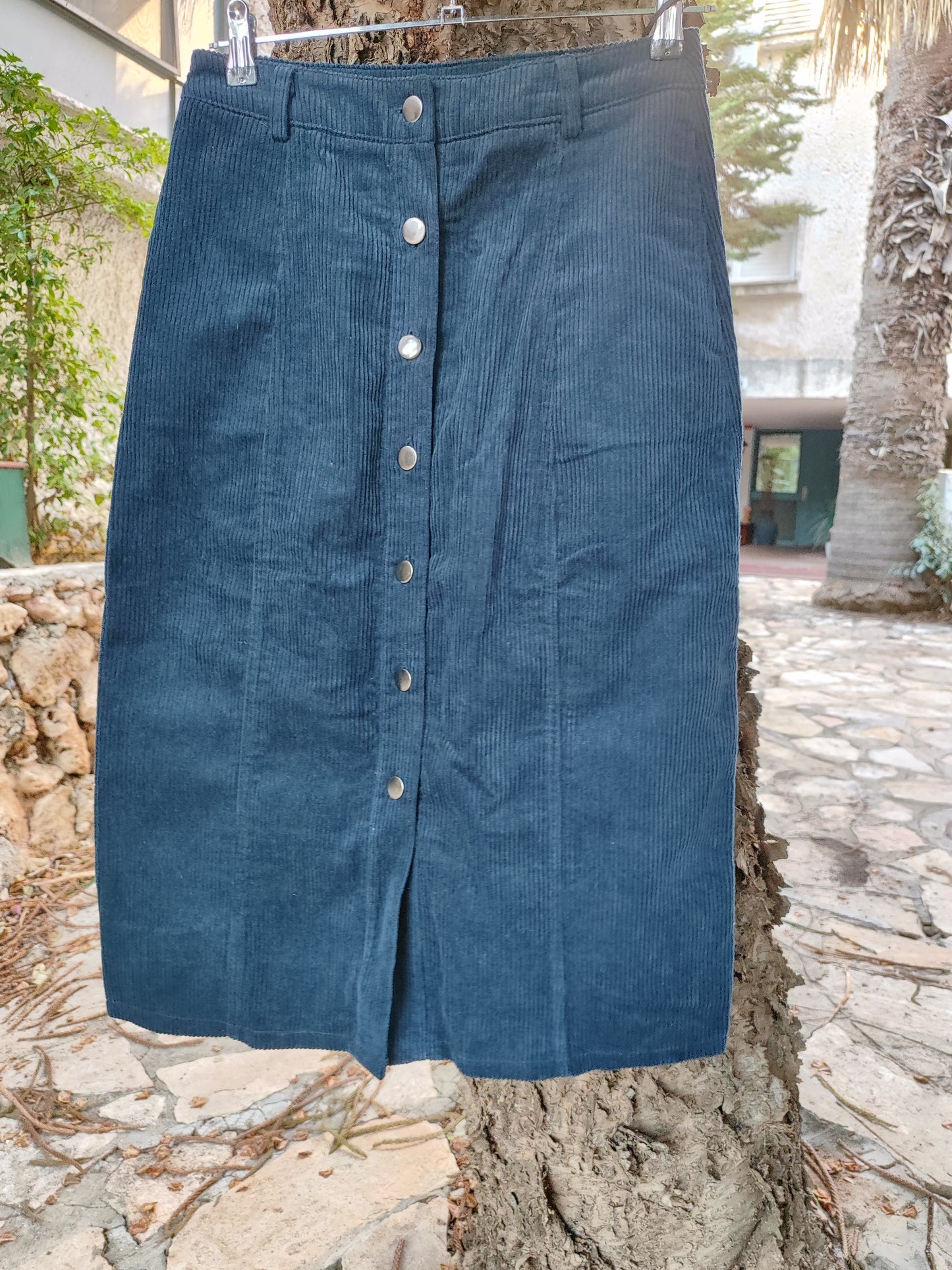 חצאית קורדרוי כחולה מכופתרת ישרה by Golf - Size 36-38