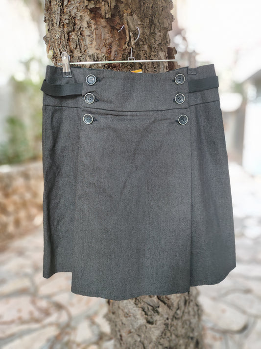 חצאית אפורה בסגנון בריטי - Size 38