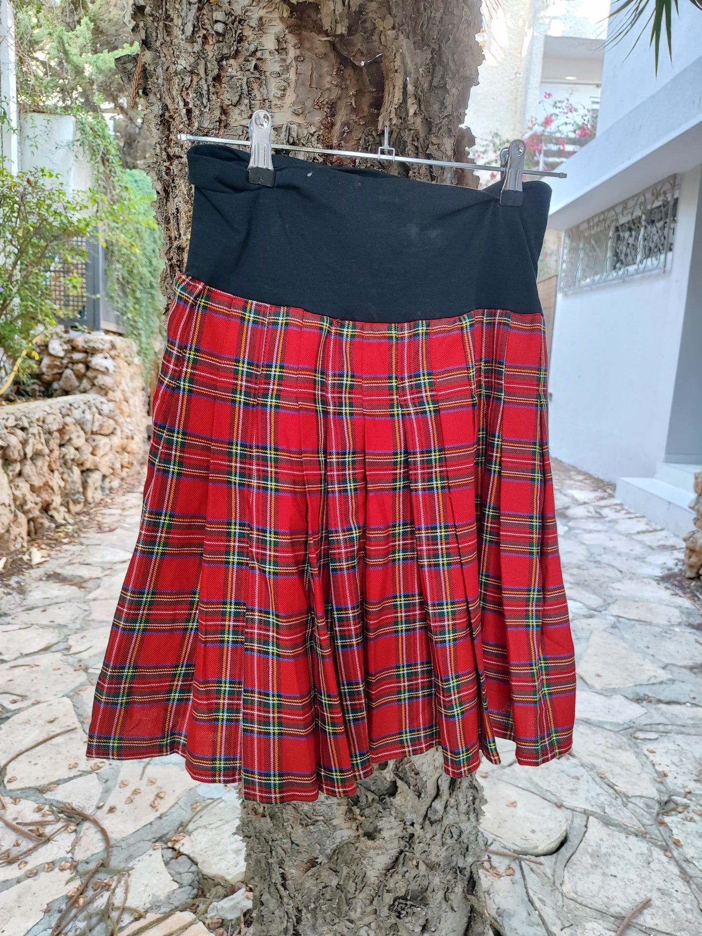 חצאית במראה סקוטי ומותן אלסטי - Size S-M