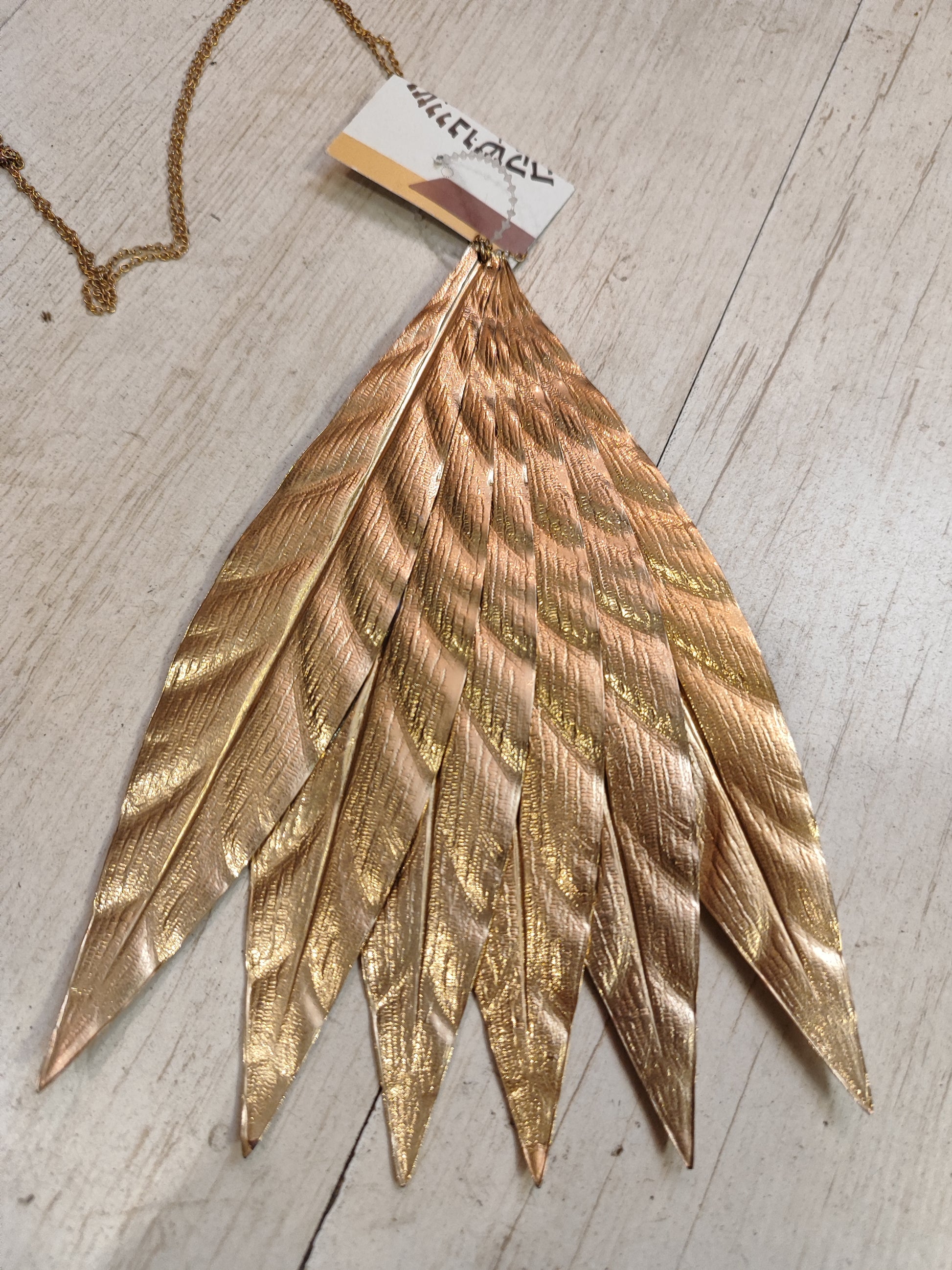 שרשרת זהב נוצות נוכחת וגדולה - Image 2