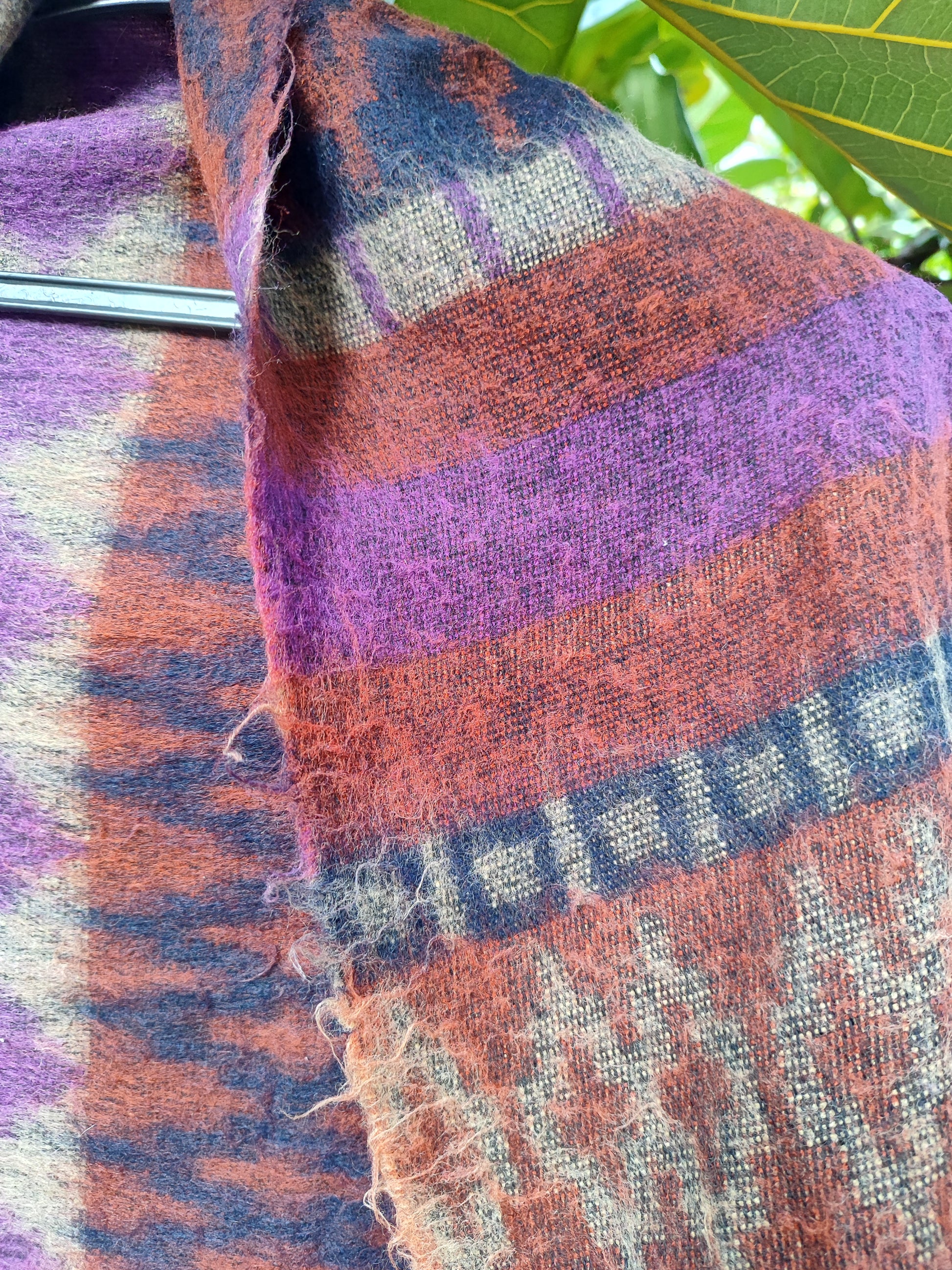 צעיף צמר חמים בצורות גאומטריות - Image 4