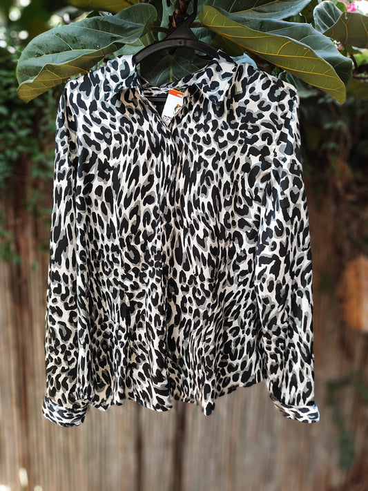 חולצה מנומרת בגווני לבן אפור שחור - Image 5 by קלווין קליין