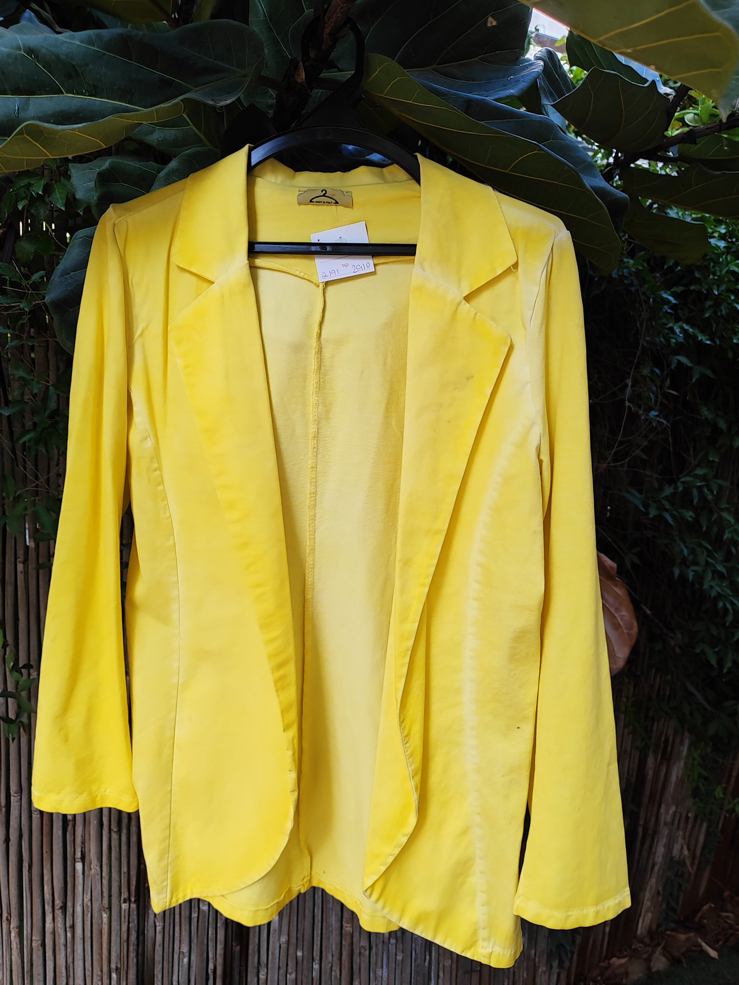 בלייזר צהוב איטלקי משמח  by Made in Italy - Size L