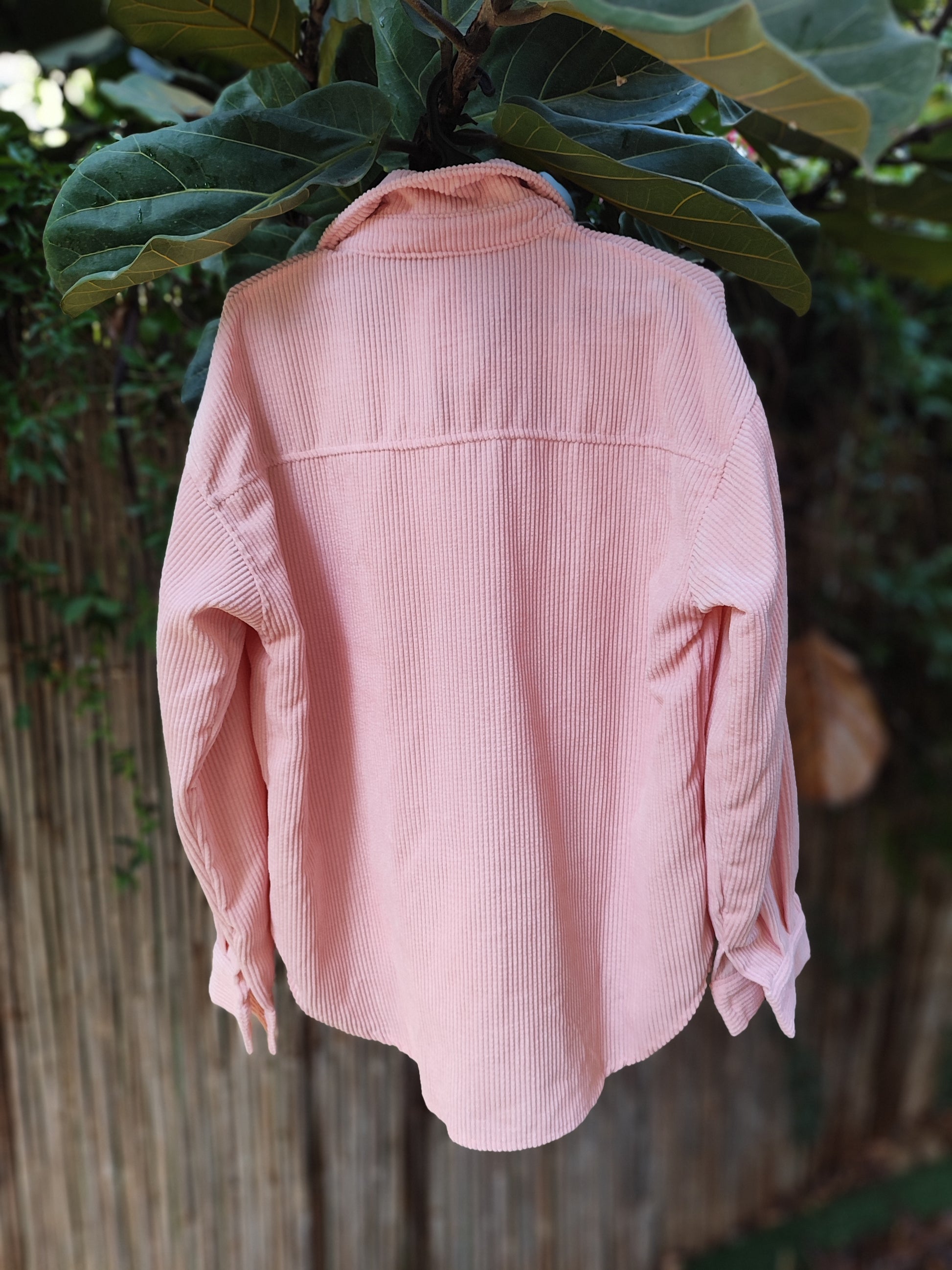 חולצת כפתורים קורדרויי ורודה ורכה - Image 3