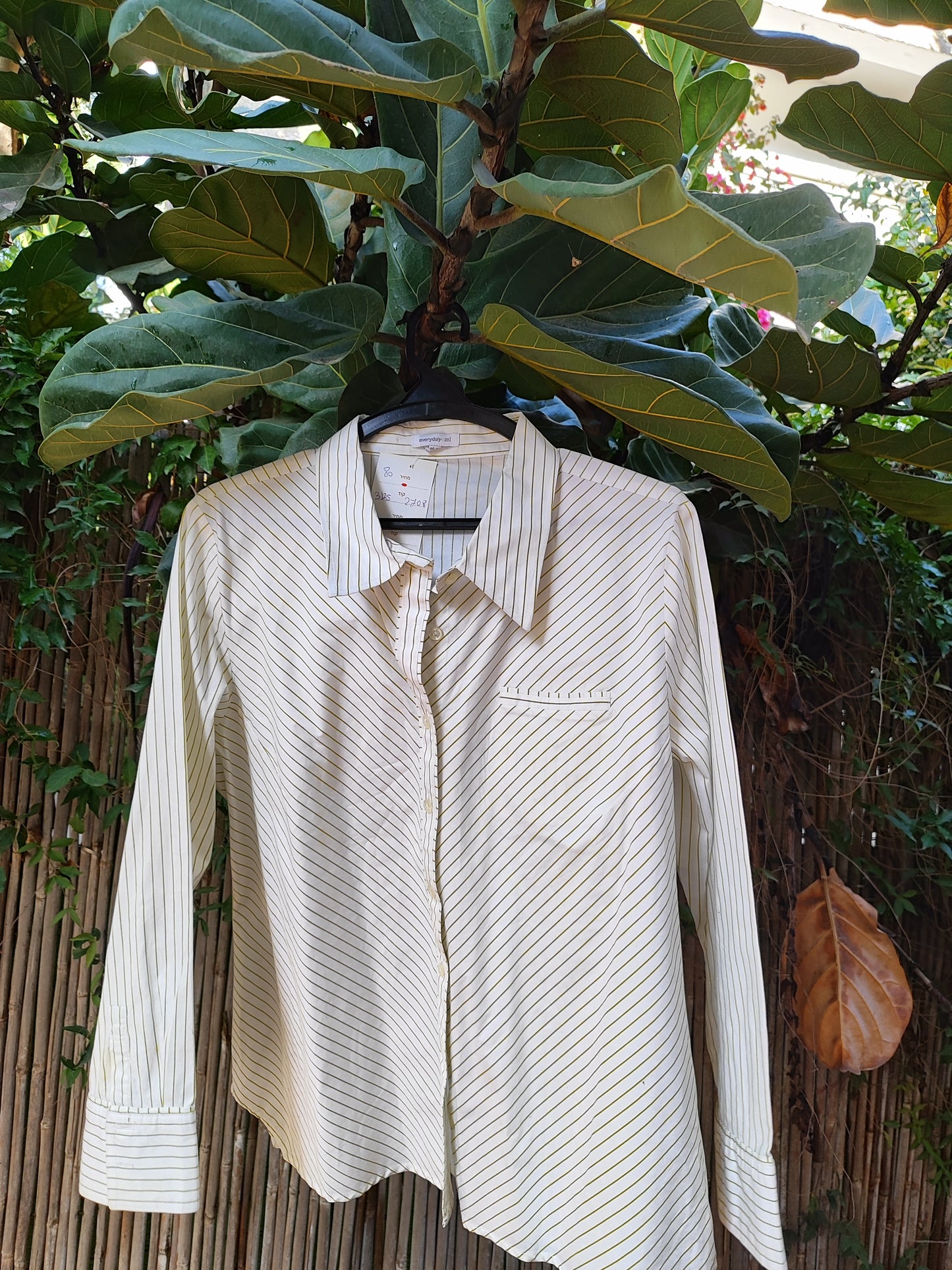 חולצת פסים לבנה אלכסונית  by Everyday - Size 44