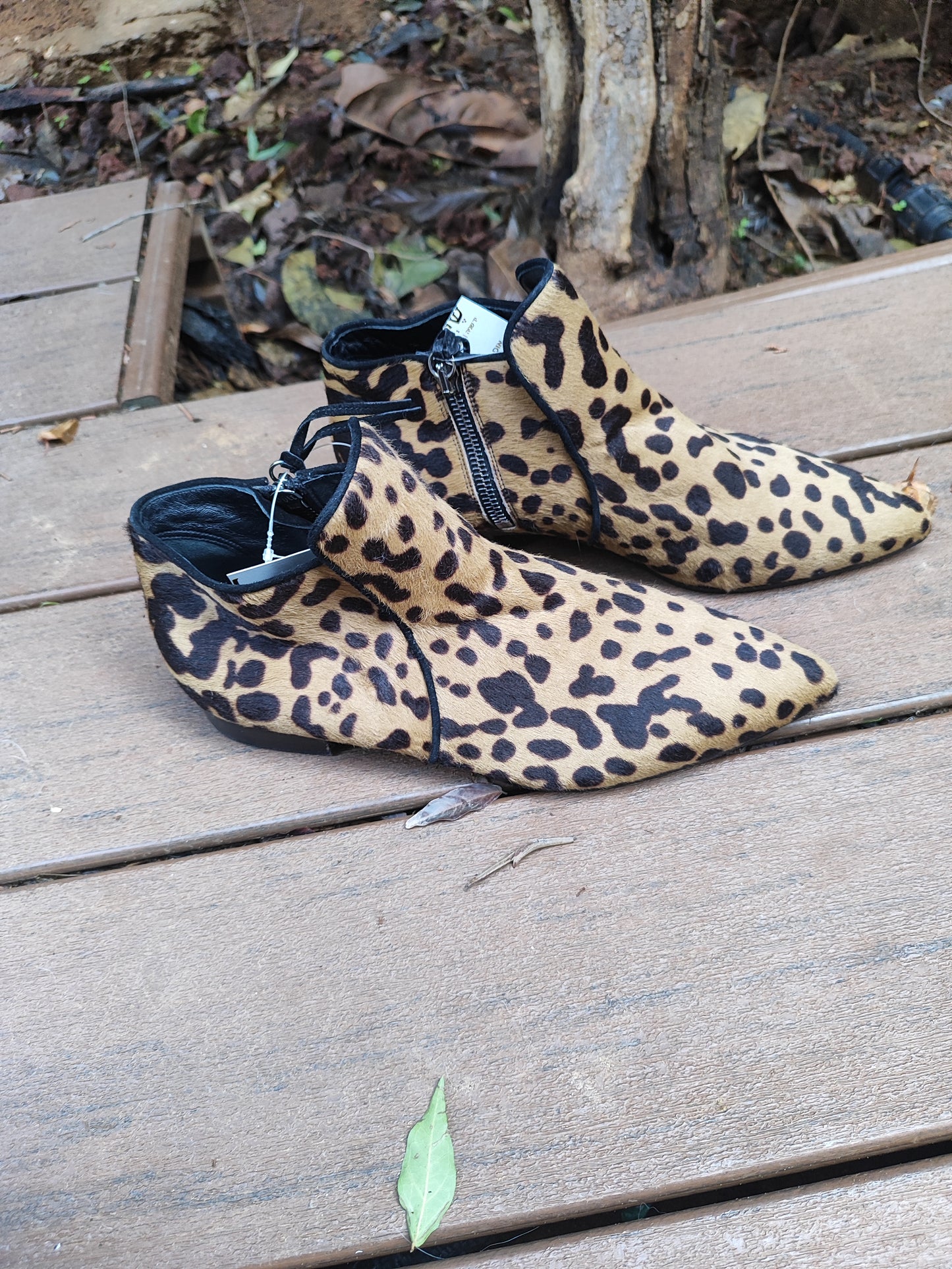 מגפיים מנומרים by Miu niu - Size 35