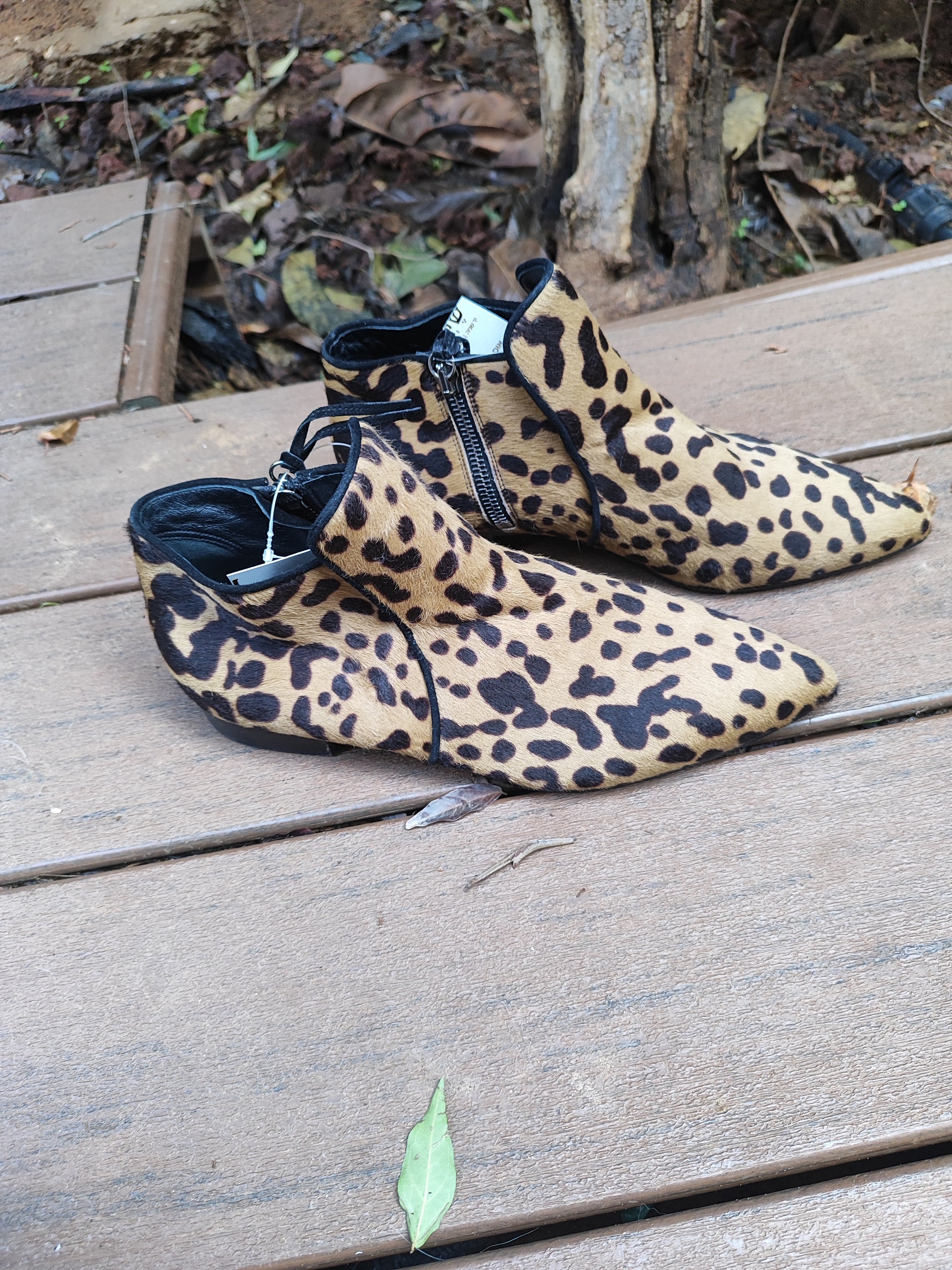 מגפיים מנומרים by Miu niu - Size 35