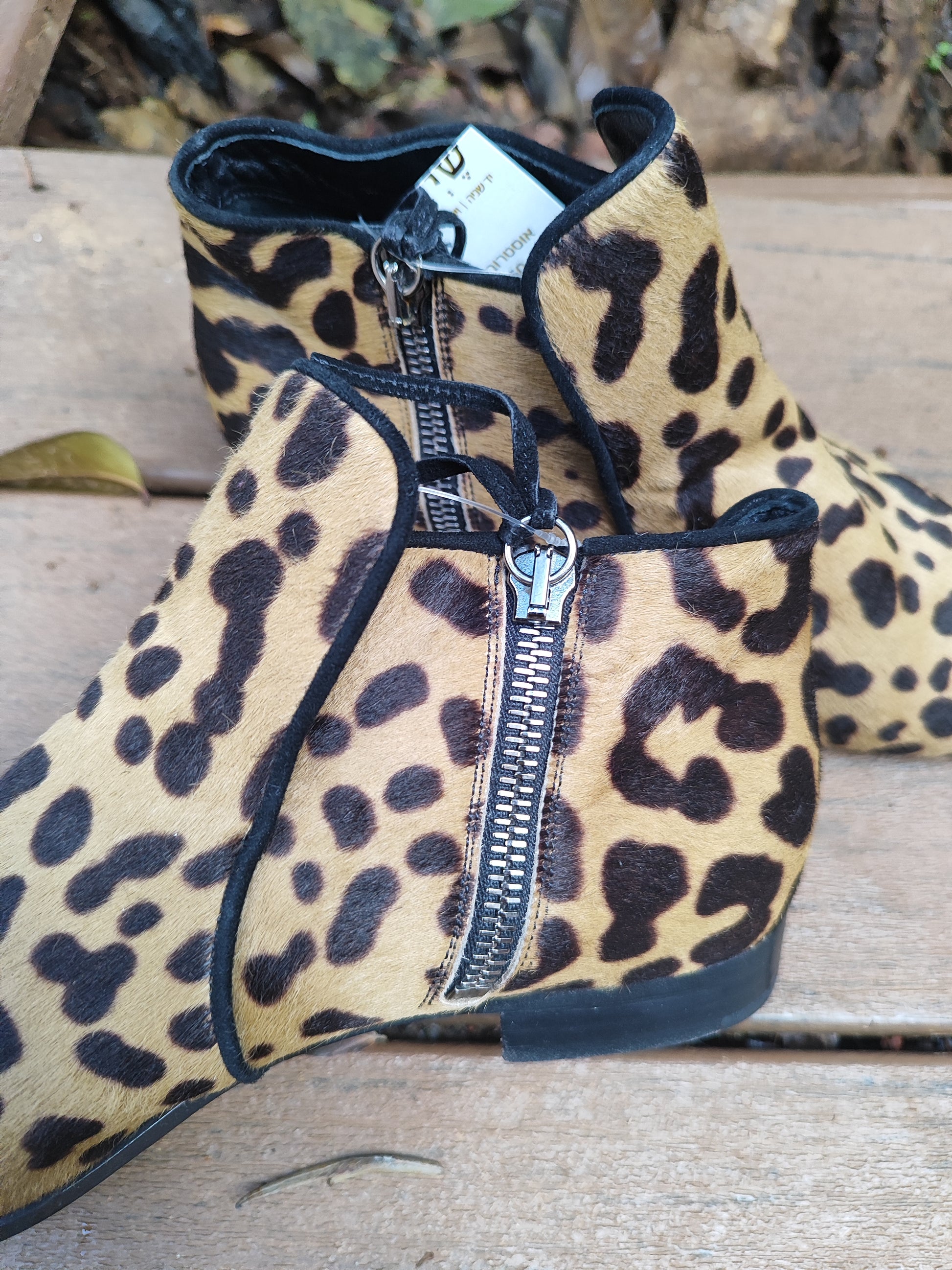 מגפיים מנומרים - Image 3 by Miu niu