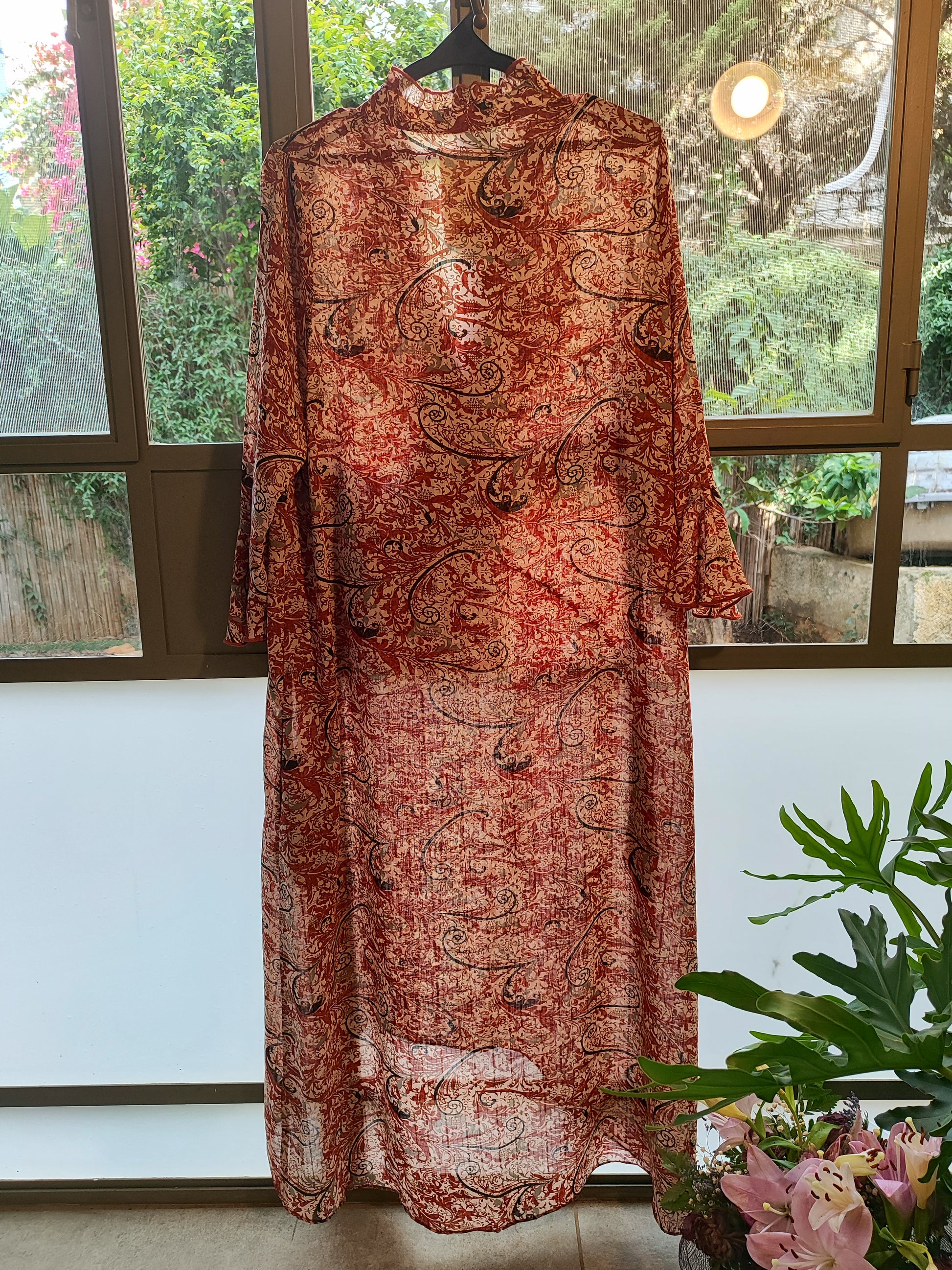 שמלת דקה הדפס פרחוני בד נשפך בחזה - Image 5 by Joe Van