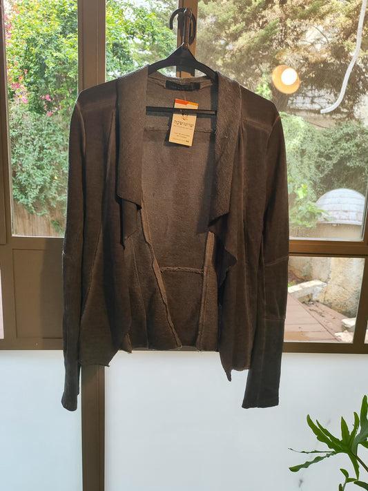 עליונית אפורה מתוקונת ללא סגירה  - Image 7 by Bianco 