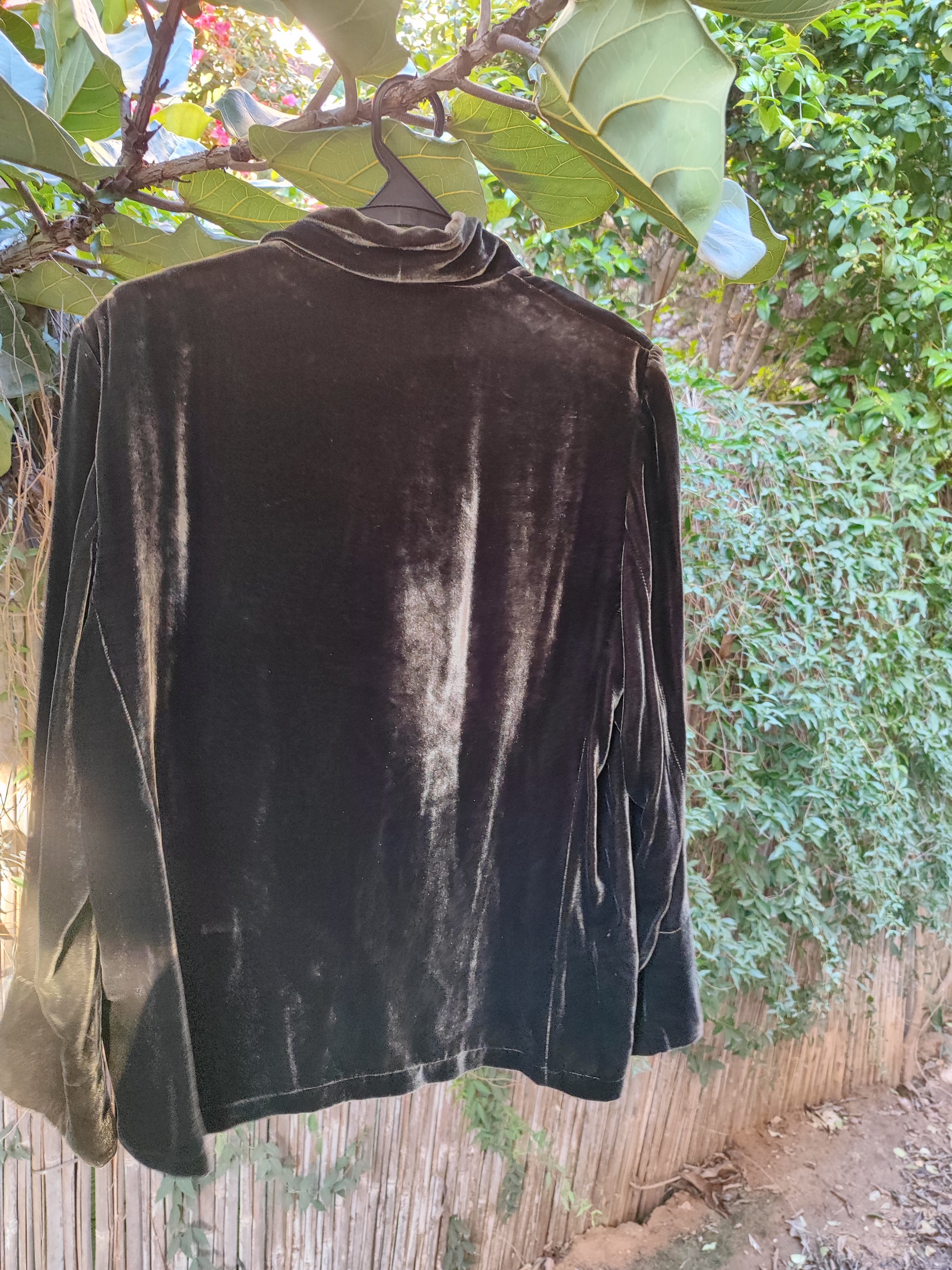 ג'קט  קטיפה ירוק כהה בכפתור יחיד  - Image 4 by Shams