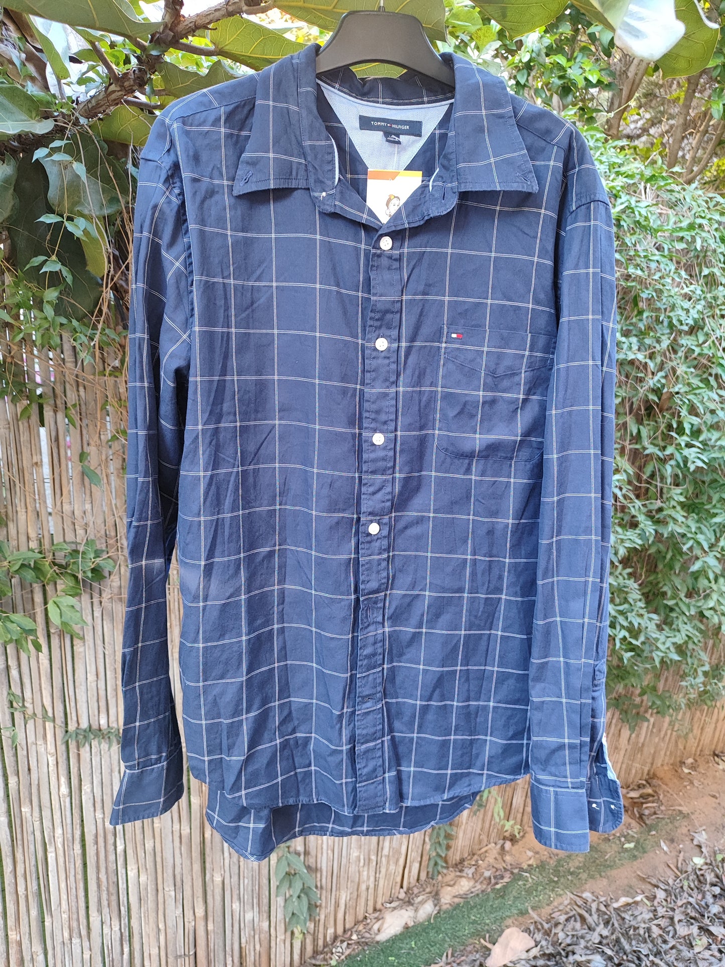 חולצת כפתורים כחולה בשיבוץ קוביות - Image 3 by Tommy Hilfiger