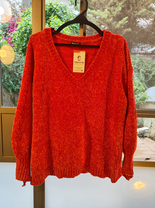 סוודר אדום סרוג נעים ומאיר by שינושקה - Size L - xl