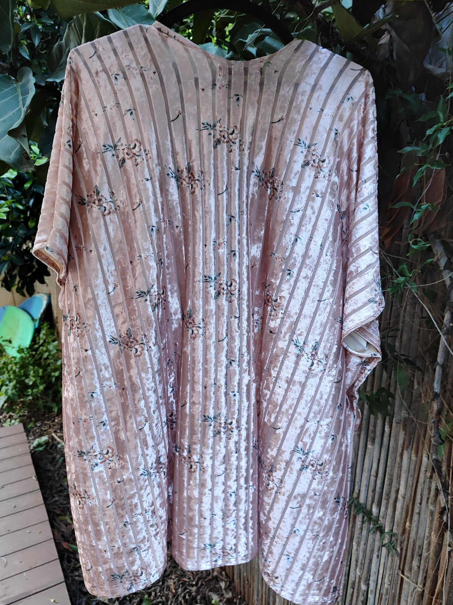 קימונו קצר פסים קטיפתים פרחוני - Size M-L-XL