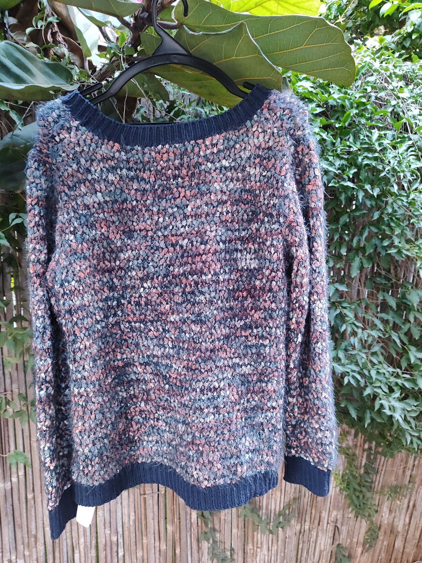 סוודר בצבעים רכים נעים ורך - Image 2 by Twentyfourseven