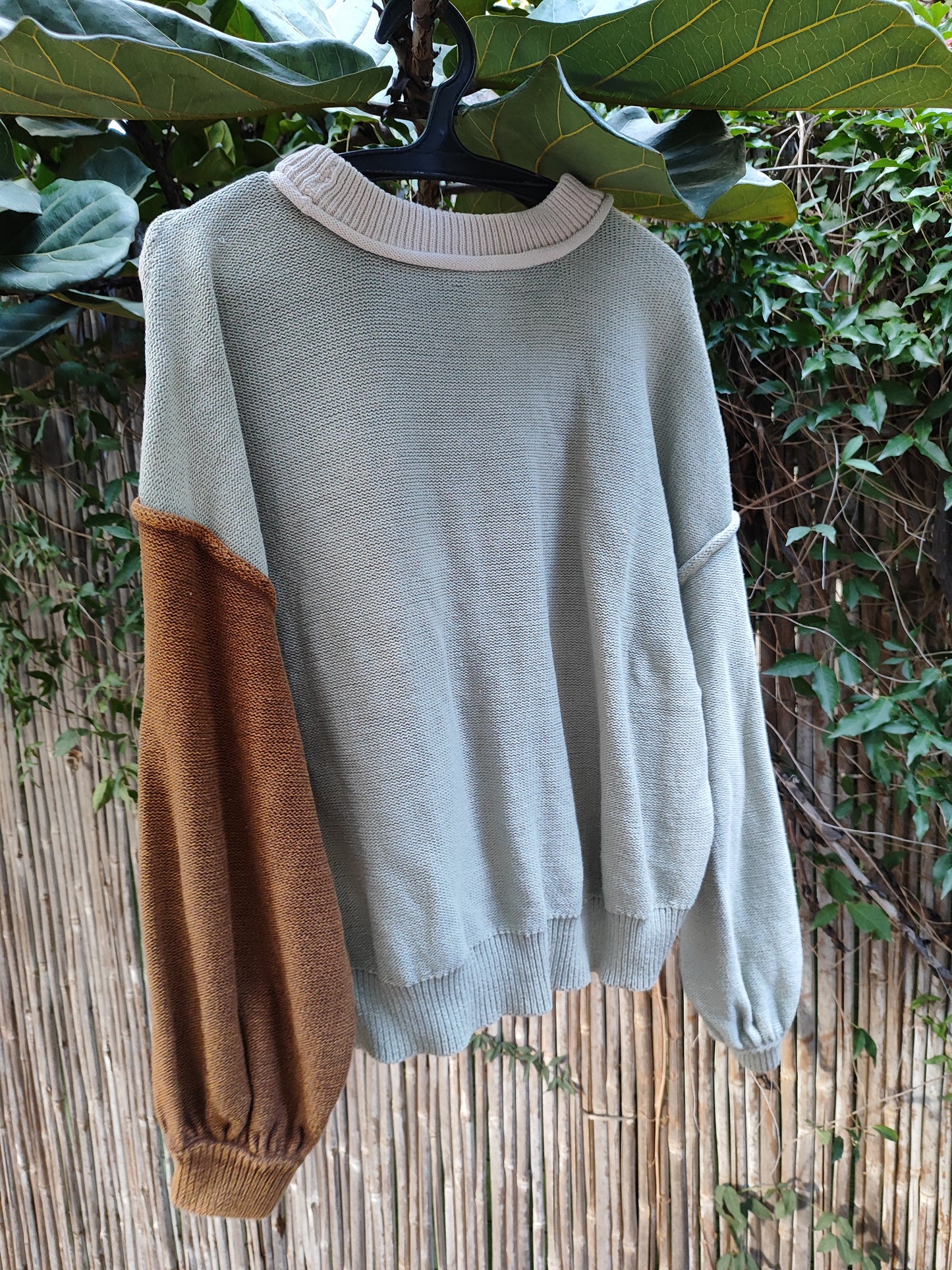 סוודר ציבעי פסטל בחלקים - Image 2 by Forever 21