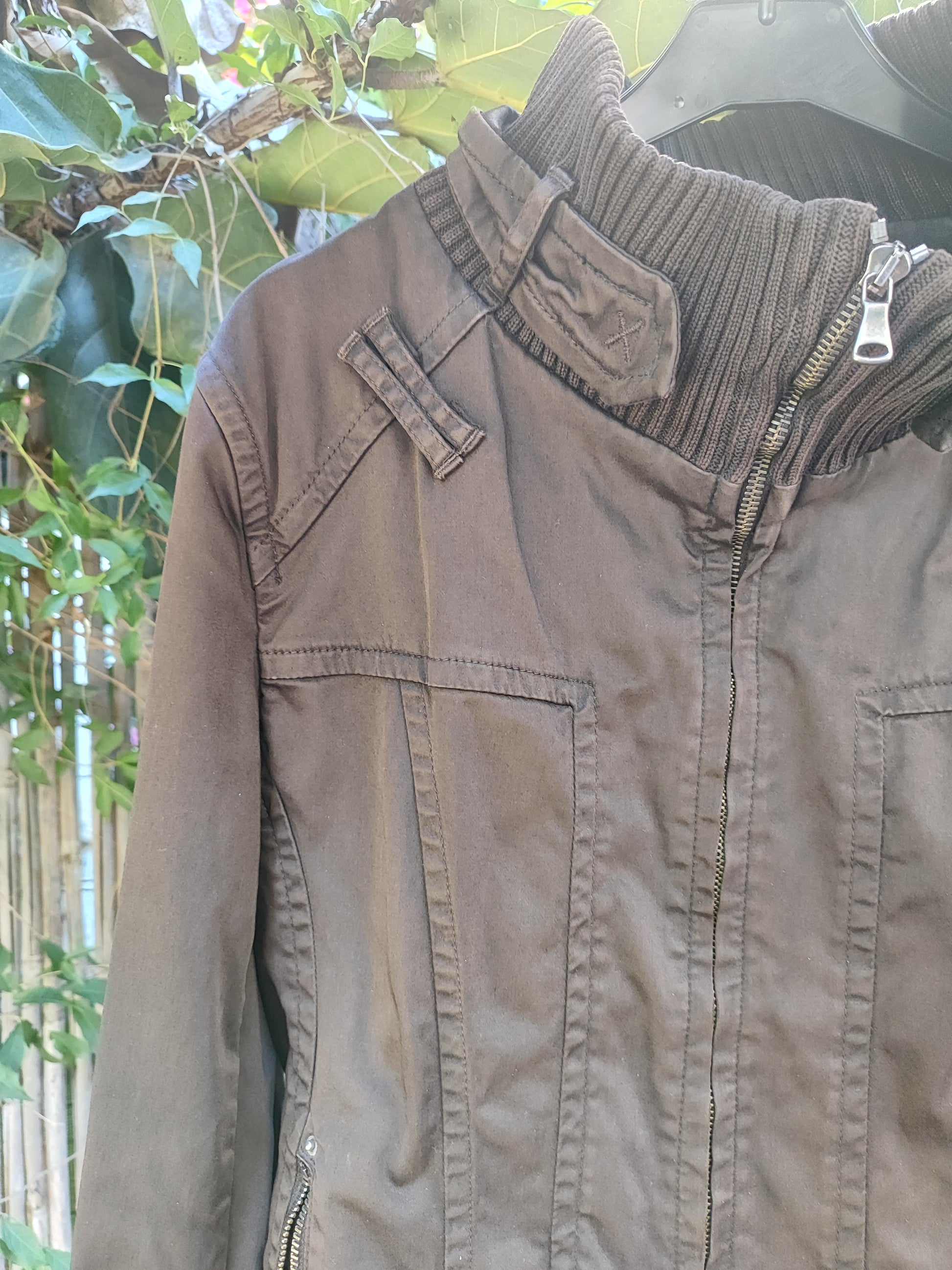 ג'קט חום מחטב מותניים מרוכסן - Image 2 by Trf