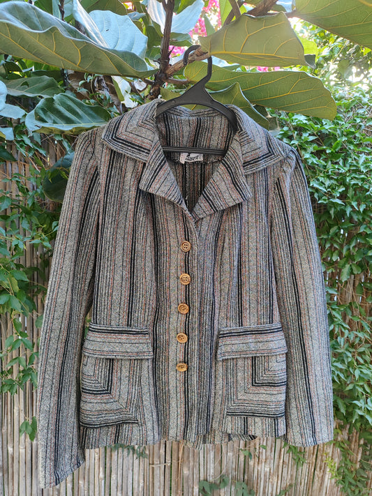 ג׳קט פסים אפור שחור ונגיעת חום בכיסים ריבועים by משכית - Size L