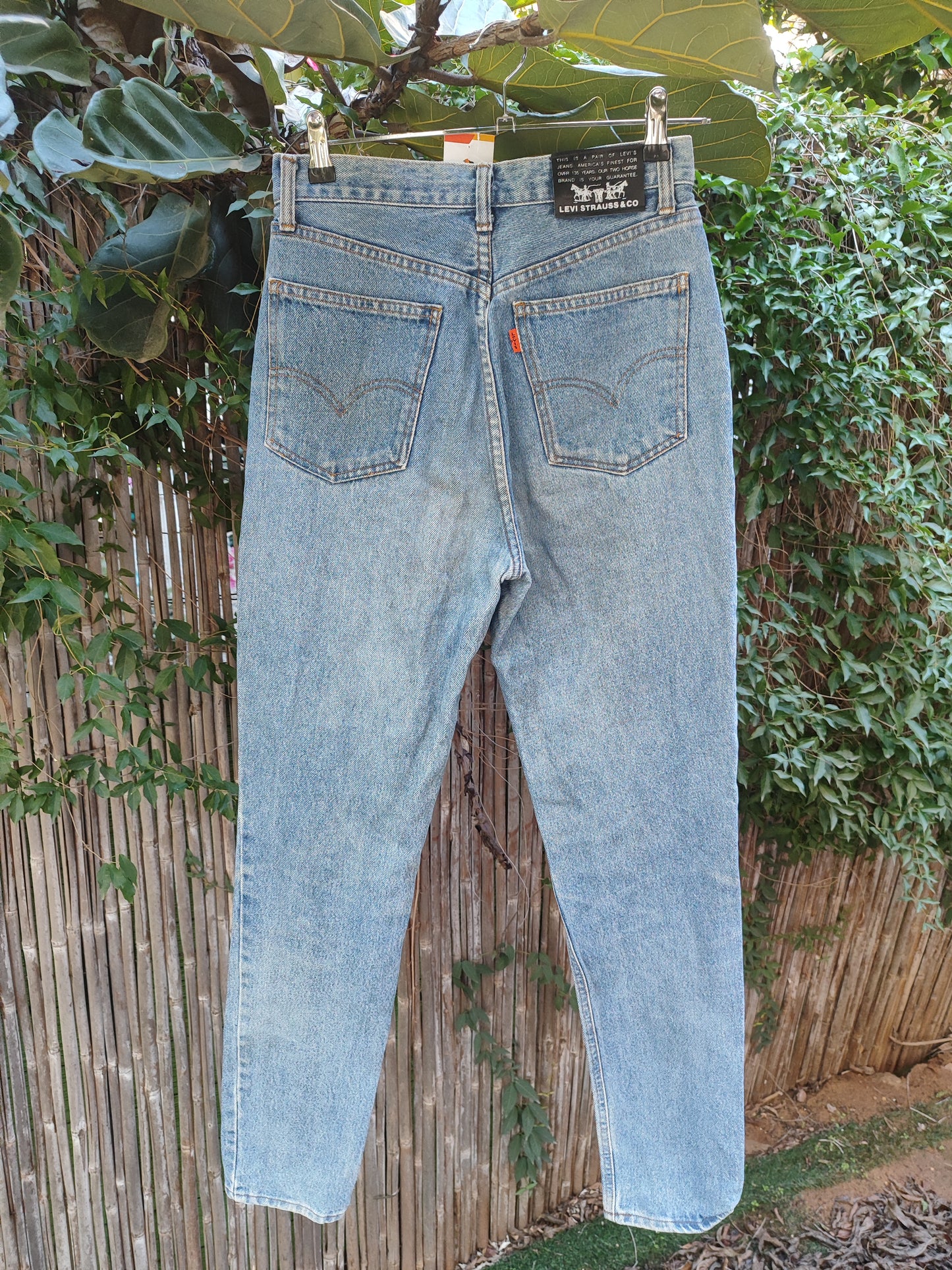 ג'ינס בגזרה גבוהה קלאסי ונוח  - Image 3 by Levi's