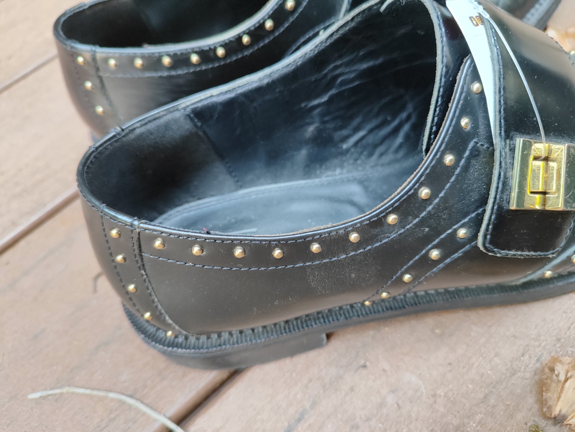 נעלי עור אוקספורד עם אבזם סגירה וניטים  - Image 2