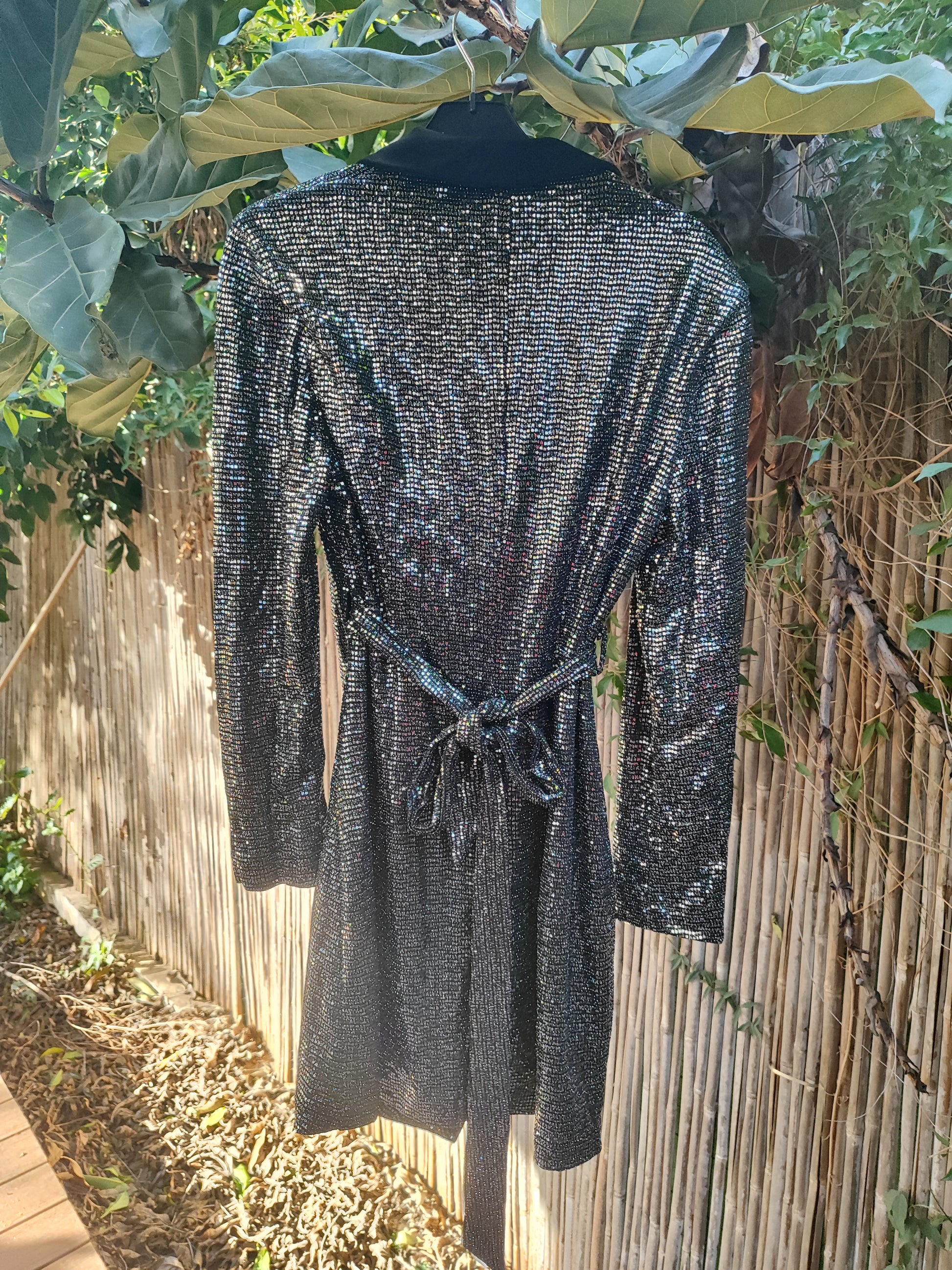 שמלת ערב מעטםת מנצנצת לתפארת  - Image 4 by Isabel