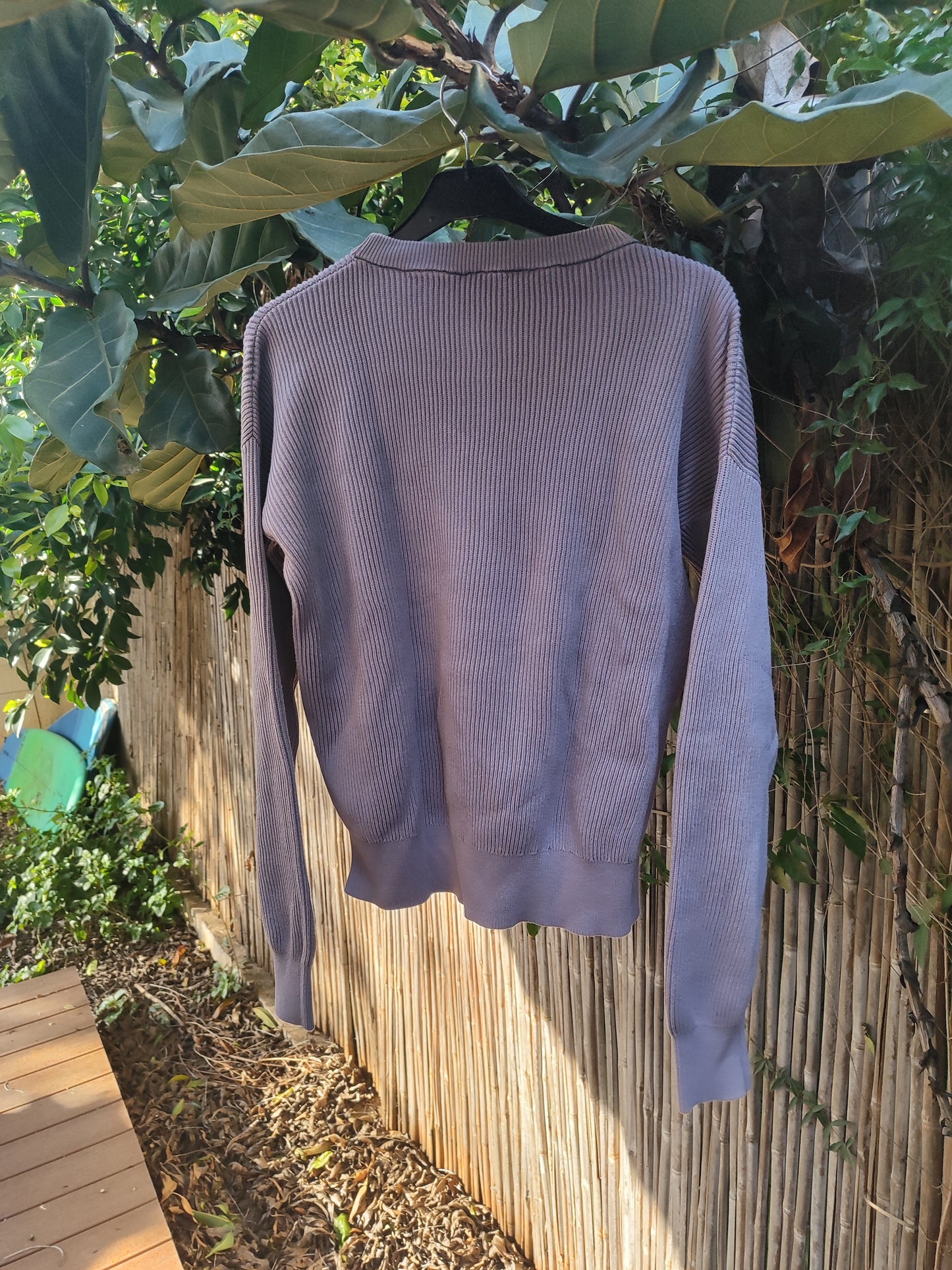 סוודר סגול לילך קלאסי שסע בצדדים - Image 3 by Brunello Cucinelli