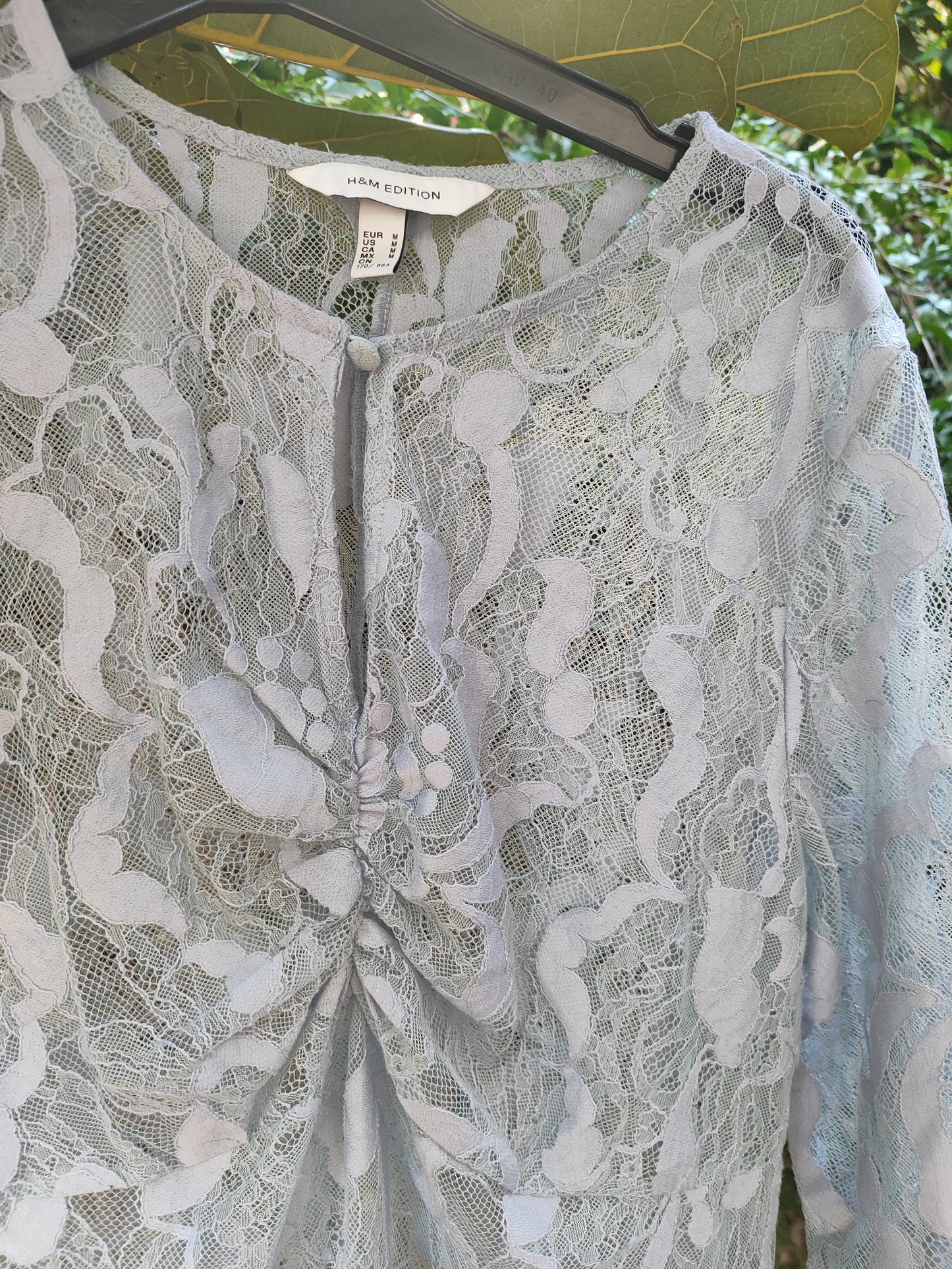 חולצת תחרה שקופה אפורה/תכלת  - Image 3 by H&M