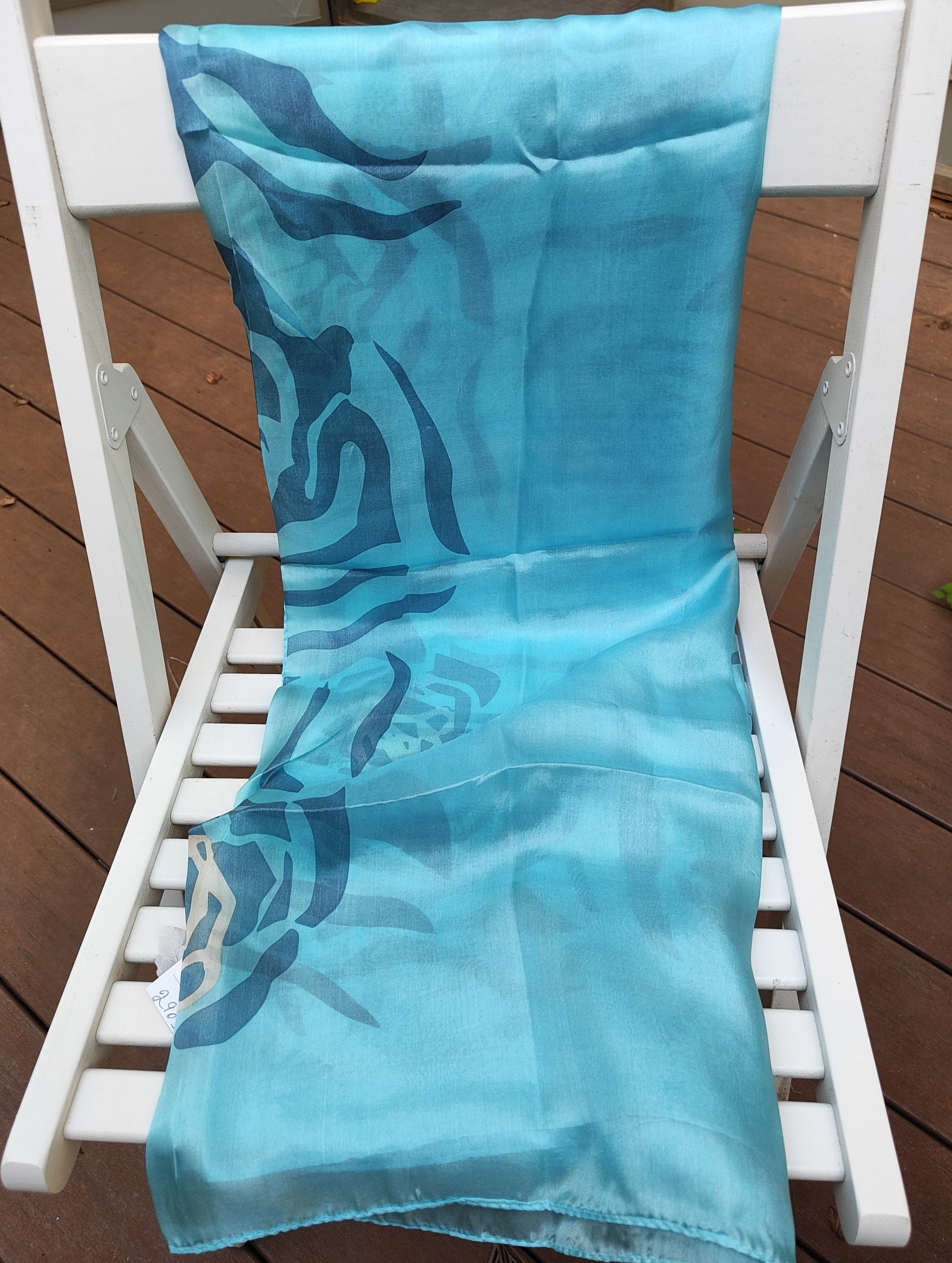 צעיף משי תכלת שושנים בכחול - Image 10