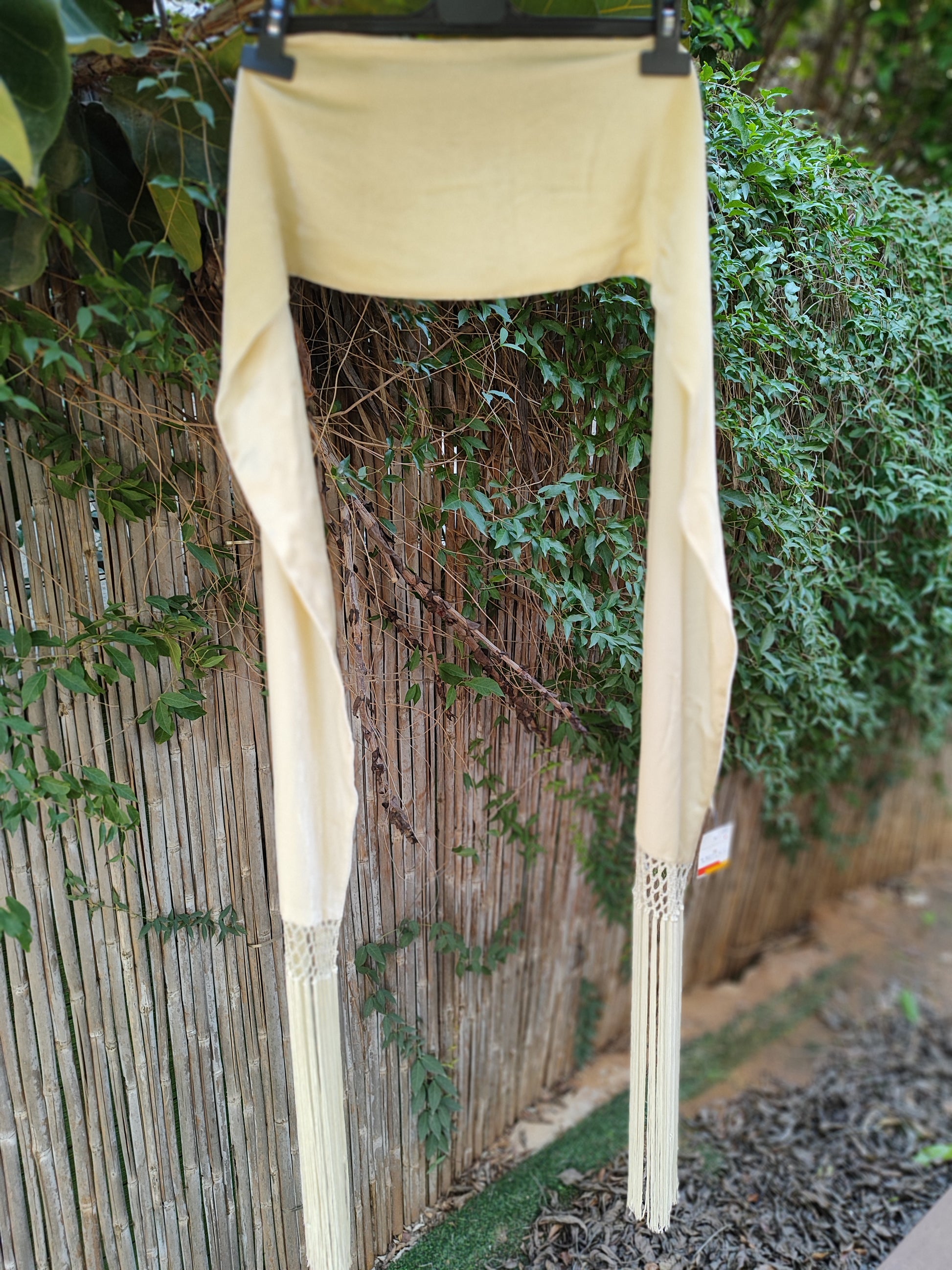 צעיף קטיפתי עם פרנזים - Image 6