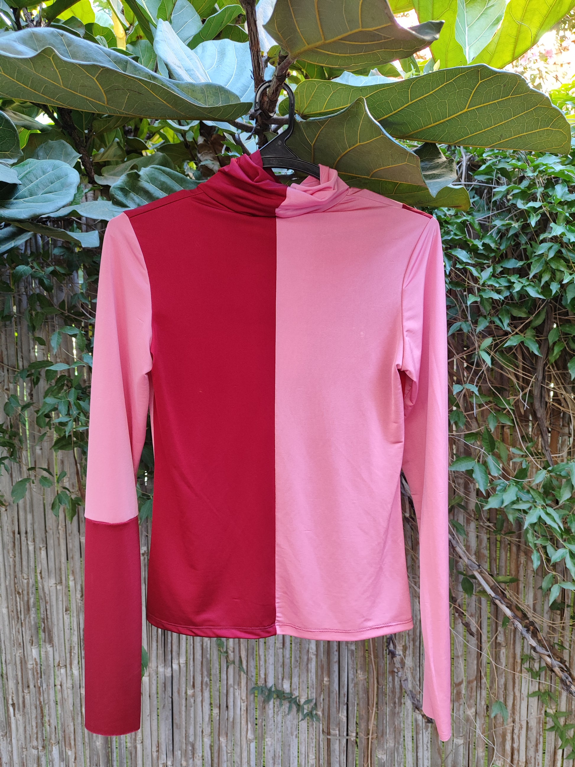  Shahar Avnet חולצה גולף ורוד ודובדבן  by Shahar Avnet - Size S-M