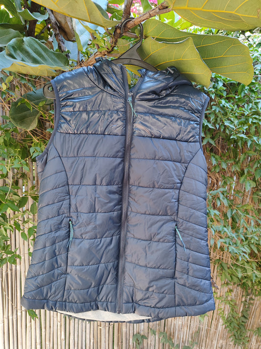 וסט פוך שחור/כחול מחמם ונעים - Image 4