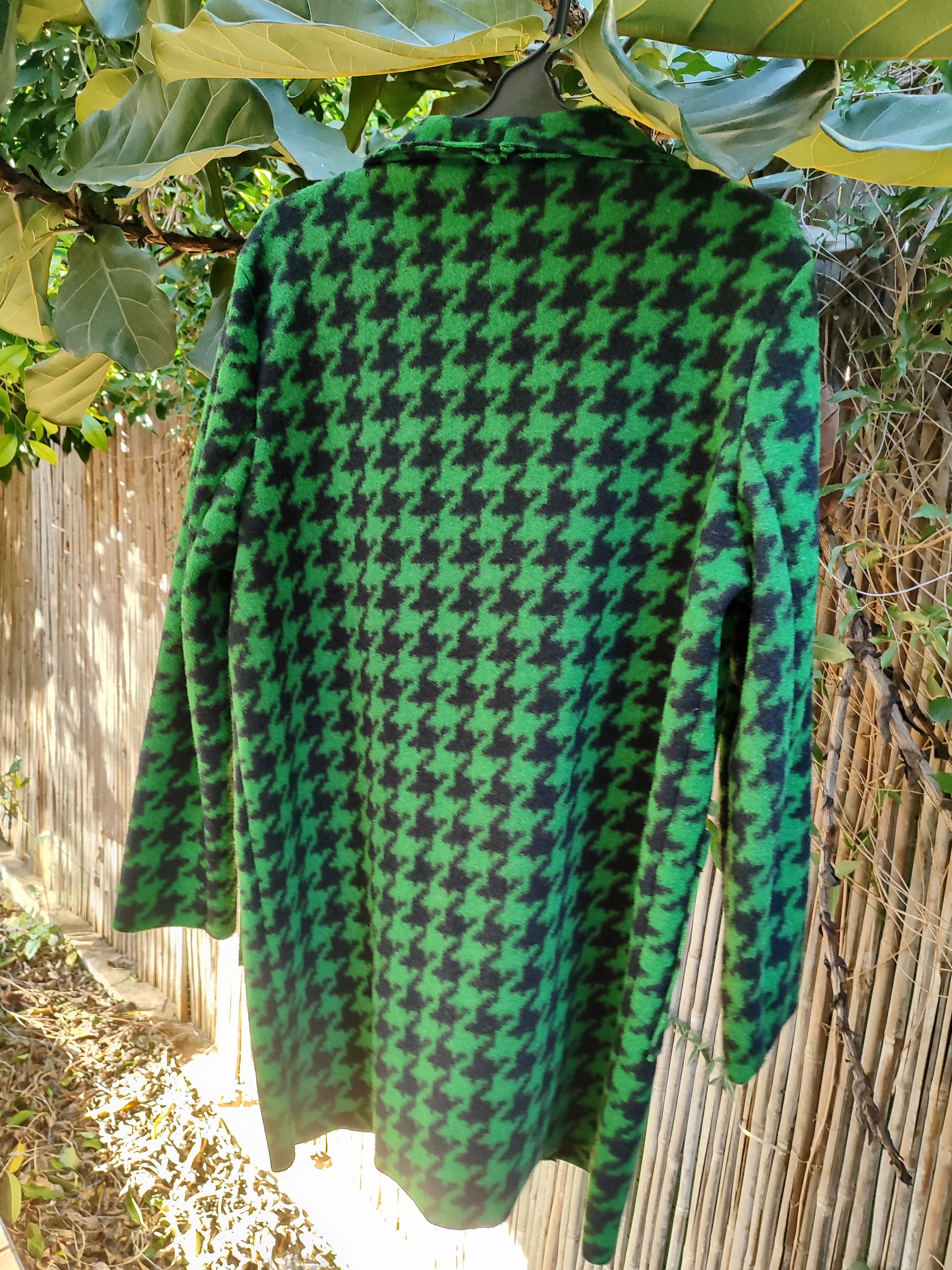 ג'קט ארוך בזיגזגים של ירוק שחור  - Image 3