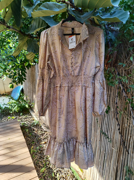 שמלת פרחים וינטג' בגווני חום ושקדיה - Image 3