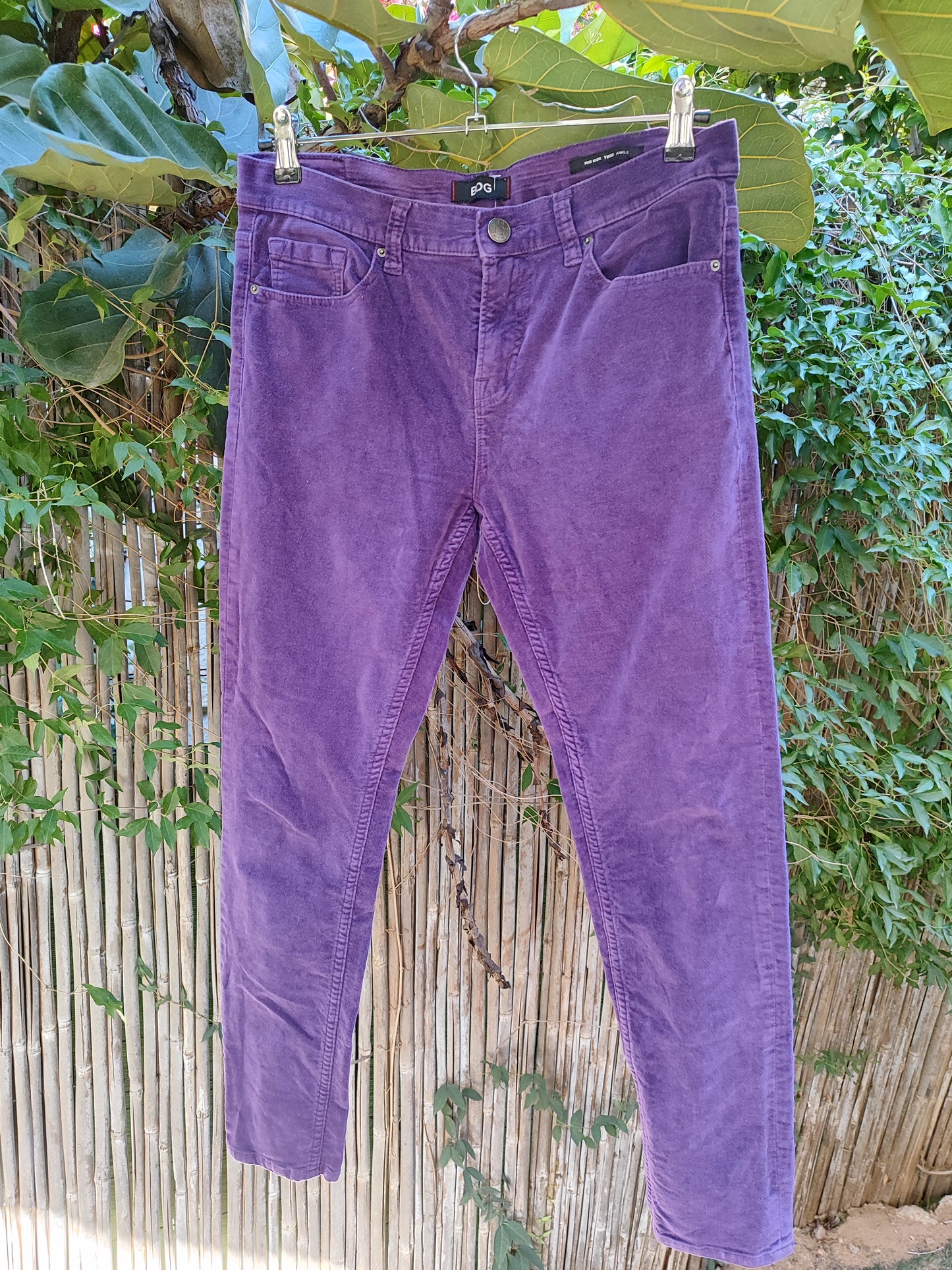 BDG מכנסי קטיםה סגולים קלאסים ישרים - Image 6 by BDG