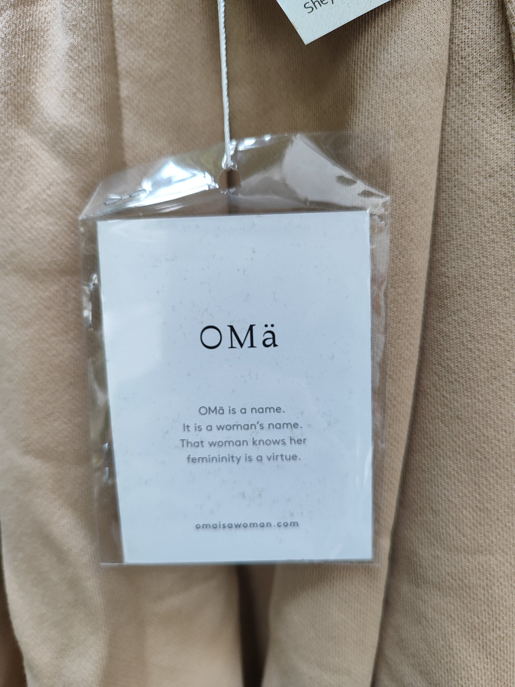 חדש אאוטלט מעצבים OMä מכנסיים במראה טרנינג עם פנקים בצבע מוקה - Image 4 by OMä