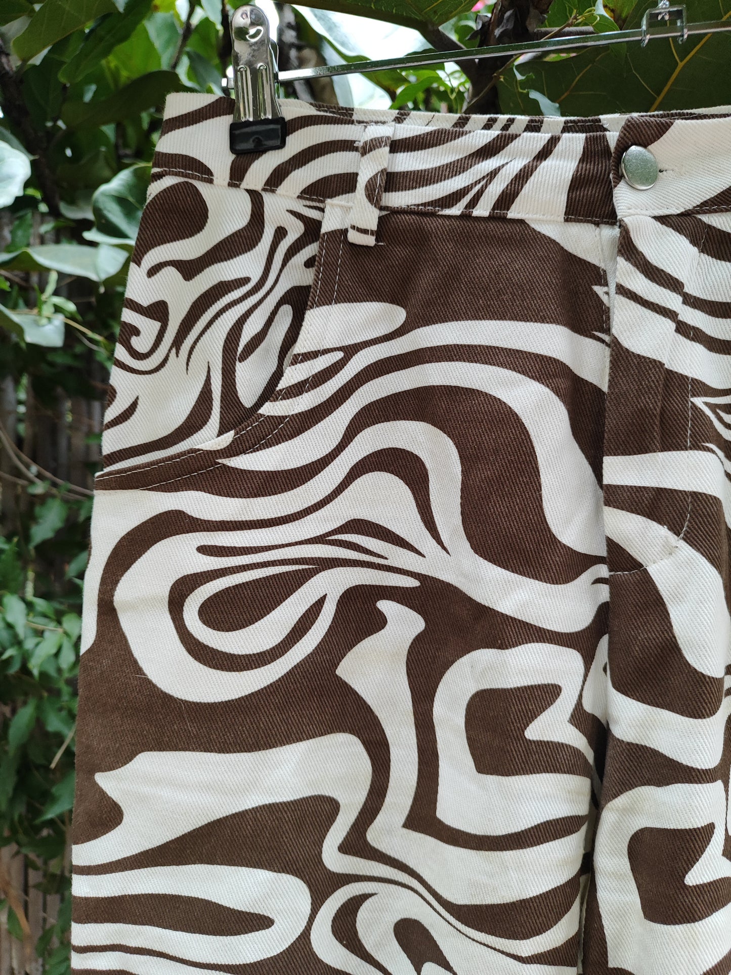 מכנסיים בתעתועי חום קרם ייחודיים - Image 2