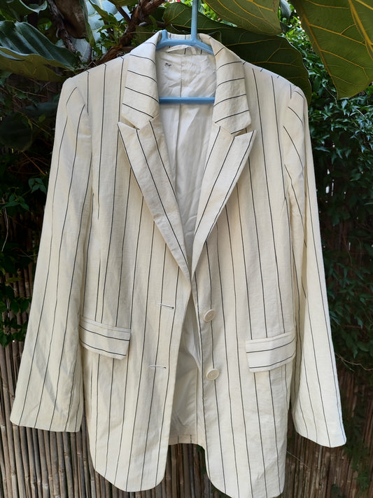 בלייזר לבן בפסים כחולים דקים אלגנטי קלאסי  - Image 2