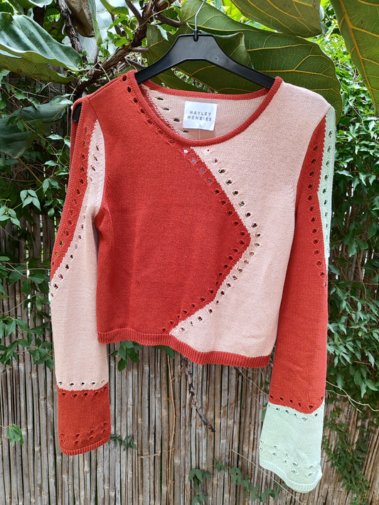  Hayley Menzies סריג רקום בצבעי פסטל בפתח שרוולי  - Image 6 by Hayley Menzies