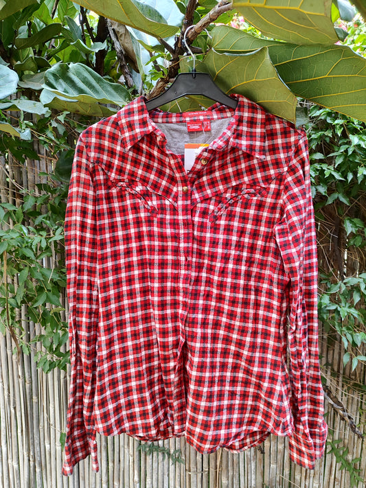 חולצת כפתורים קאובויי מתוקה משובצת באדום - Image 2 by Castro