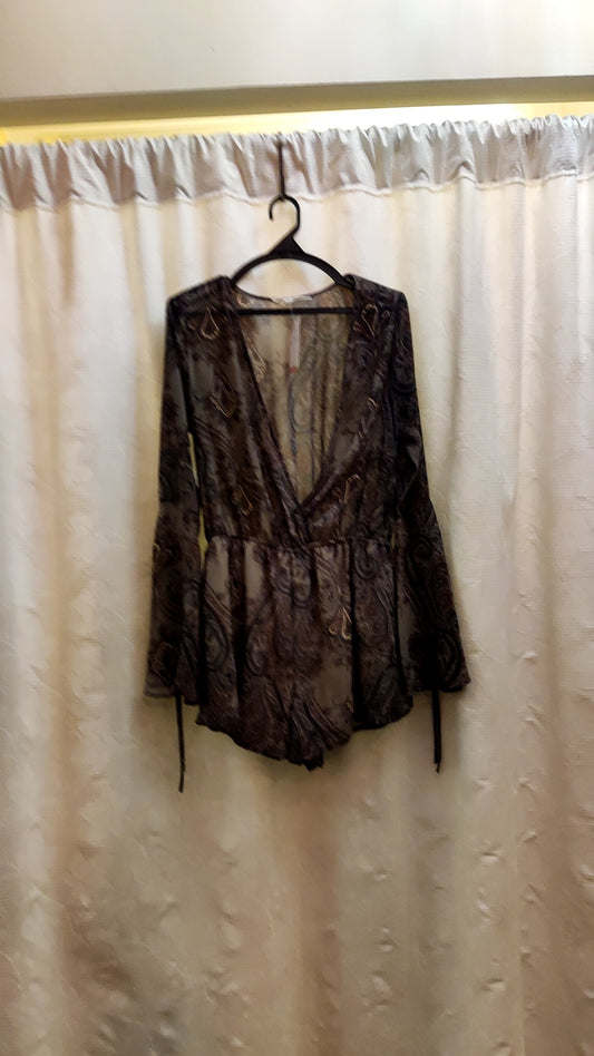 אוברול ארוך שרוולים קצר רגליים אפור בסמני פוזלי  by Audrey - Size S-M